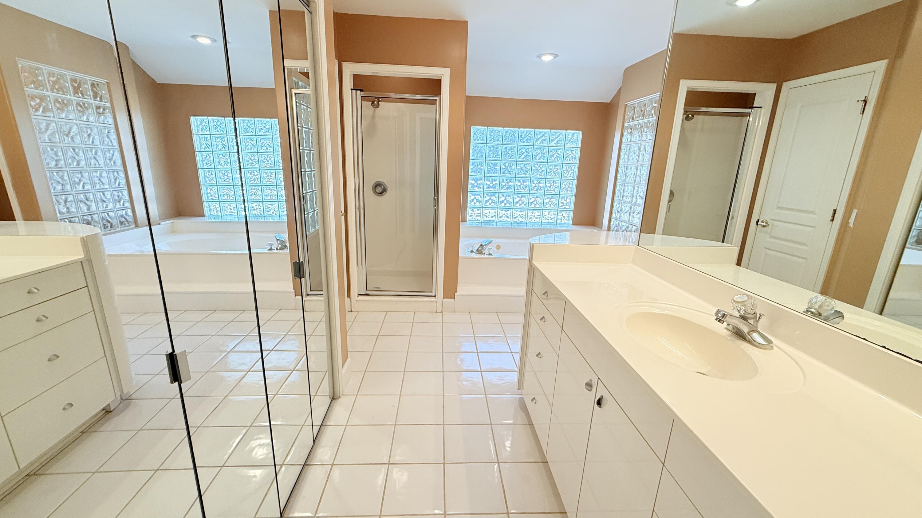 CARIBBEAN VILLAGE WEST - Residential