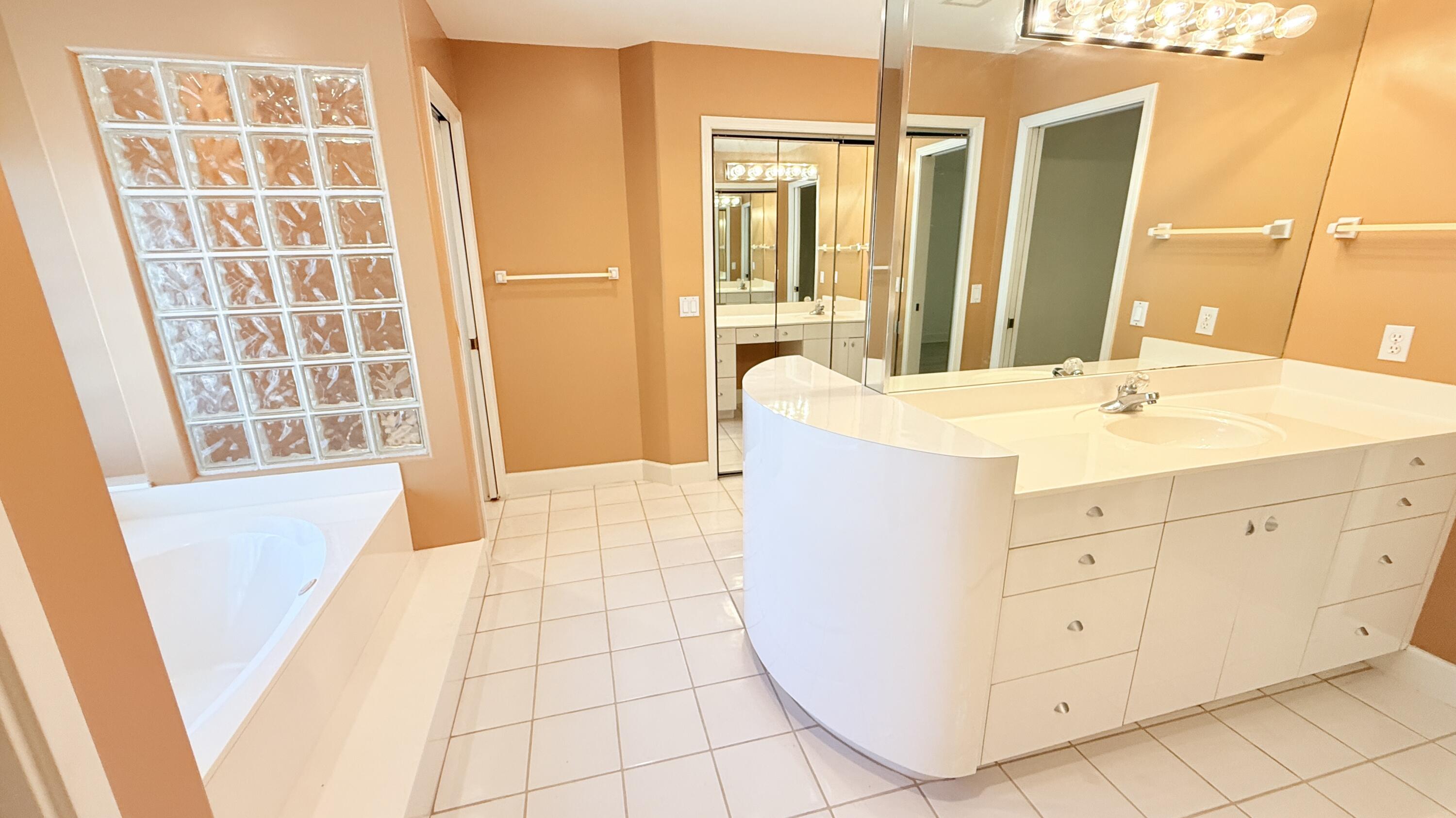 CARIBBEAN VILLAGE WEST - Residential