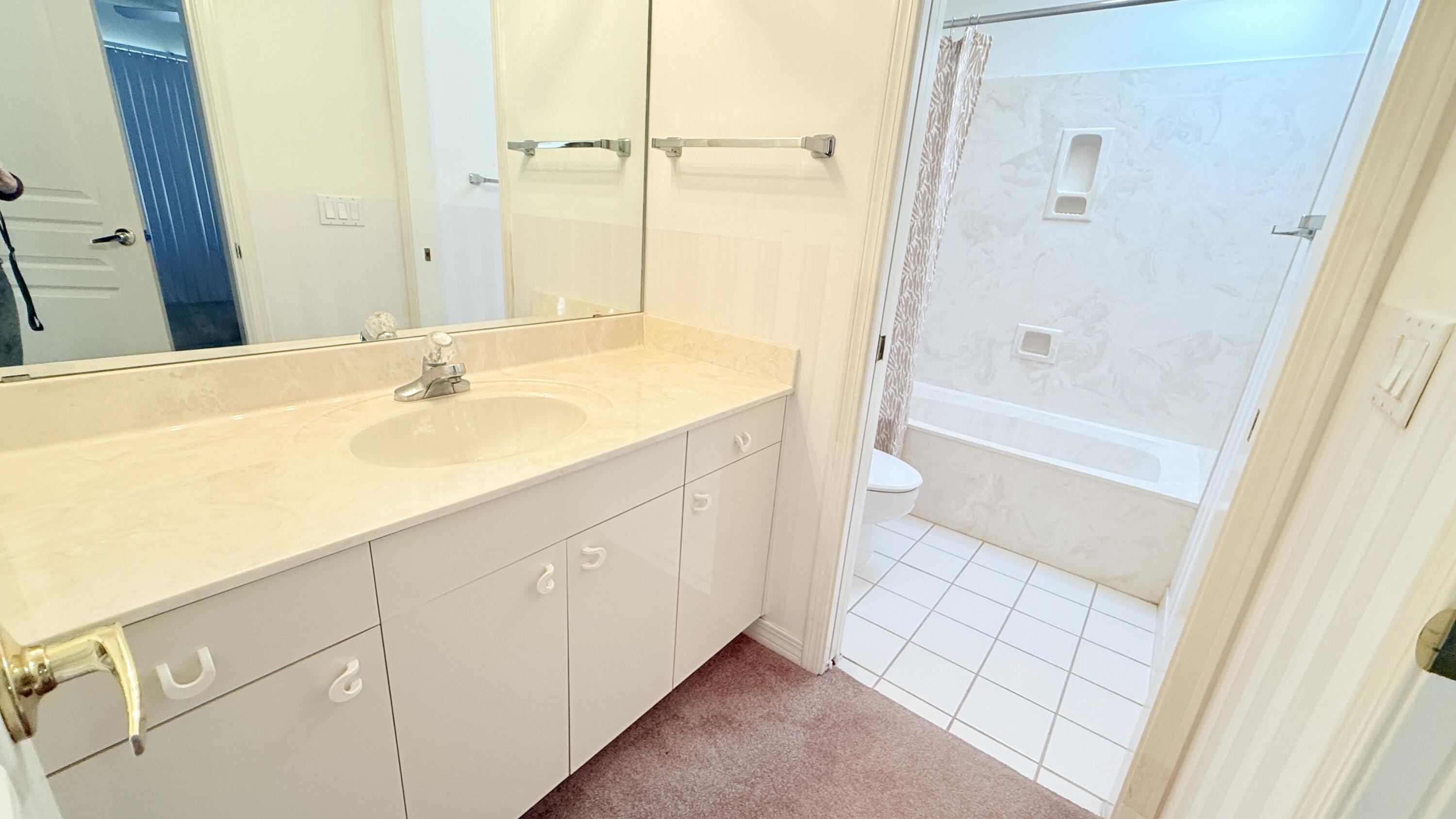 CARIBBEAN VILLAGE WEST - Residential