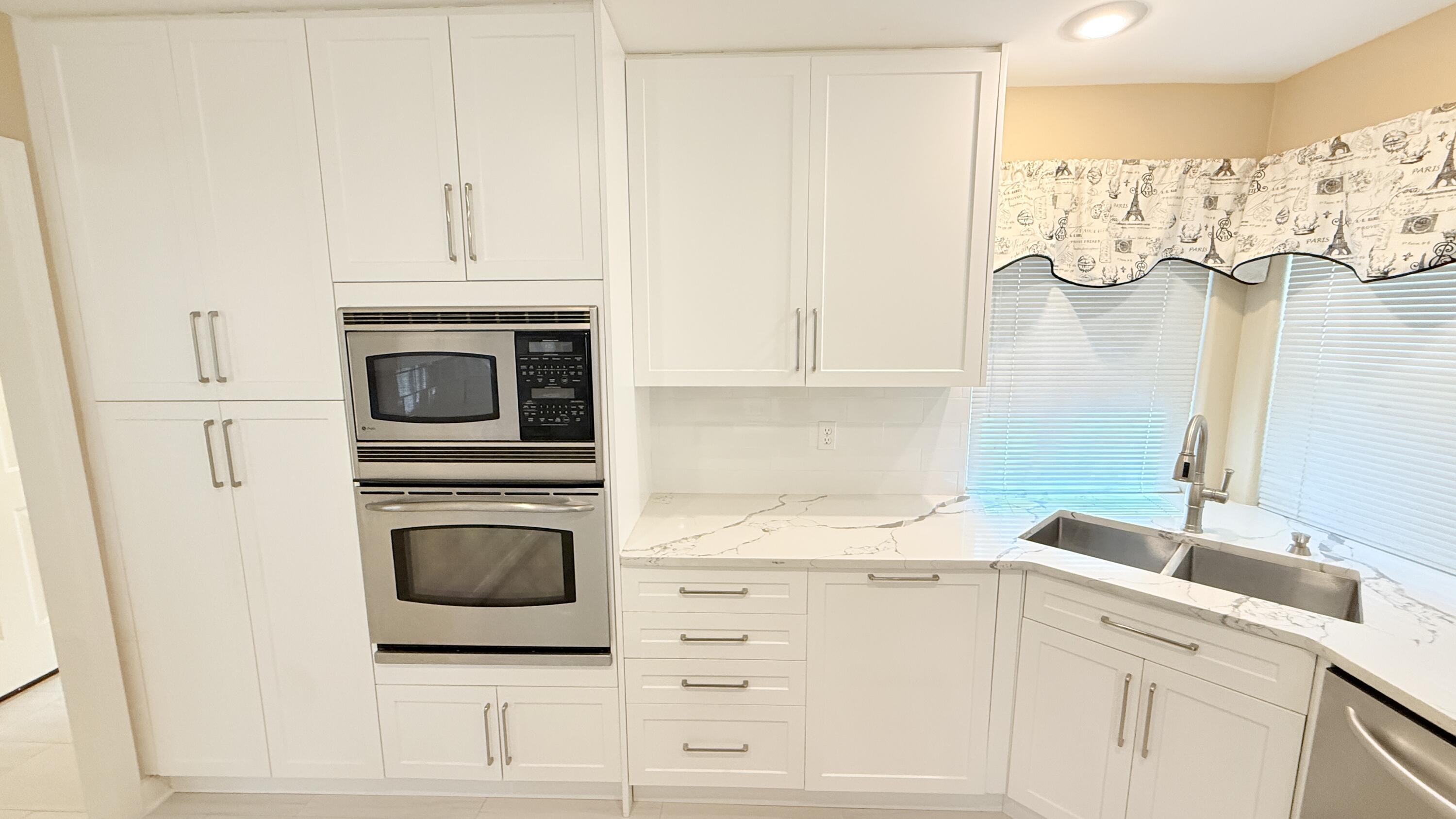 CARIBBEAN VILLAGE WEST - Residential