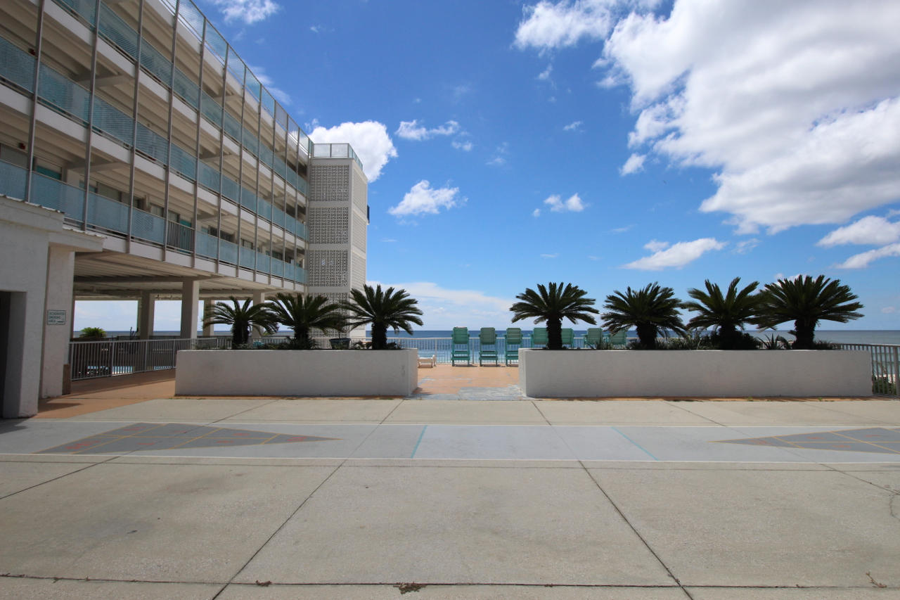 Fontainebleau - Residential