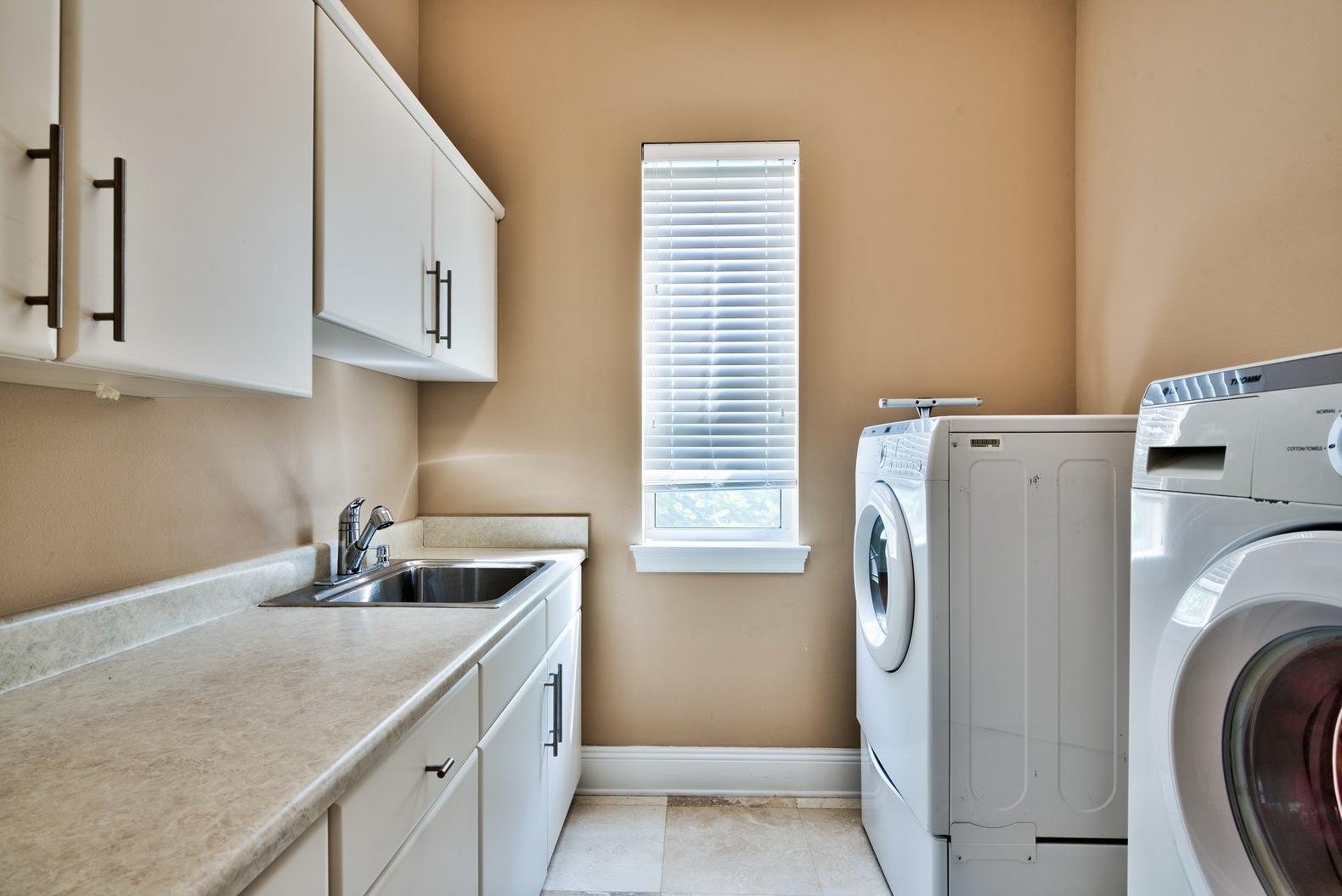 REGATTA BAY PATIO HOMES - Residential