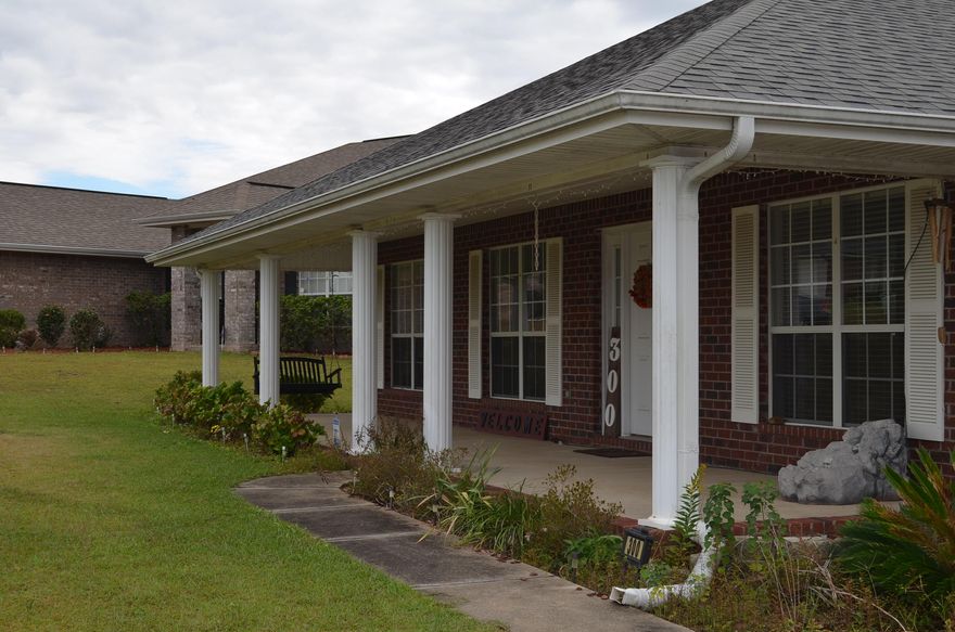 Largest home available in Alicia Place. Large corner lot over 1/3 acre with fenced back-yard.Huge 20 ft x 15 ft kitchen, a Chef's dream. opens to 14 ft x 12 ft breakfast room and 20 ft x 19 ft family room.Refrig in kitchen and washer/dryer do not convey. Seller cannot close until mid January 2018.If you are looking for lots of space space, this could be your match!