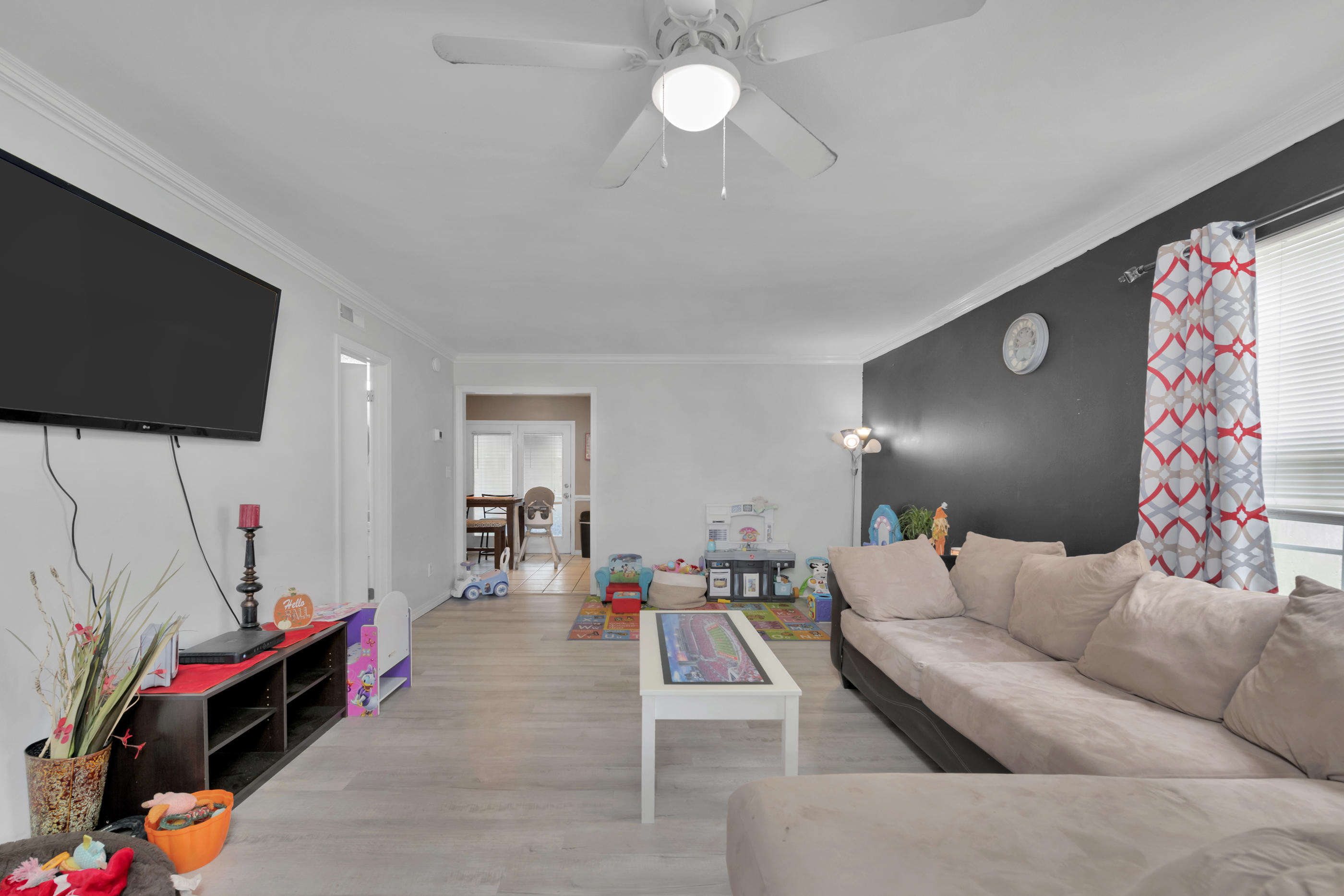 CANDLEWOOD VILLAGE - Residential