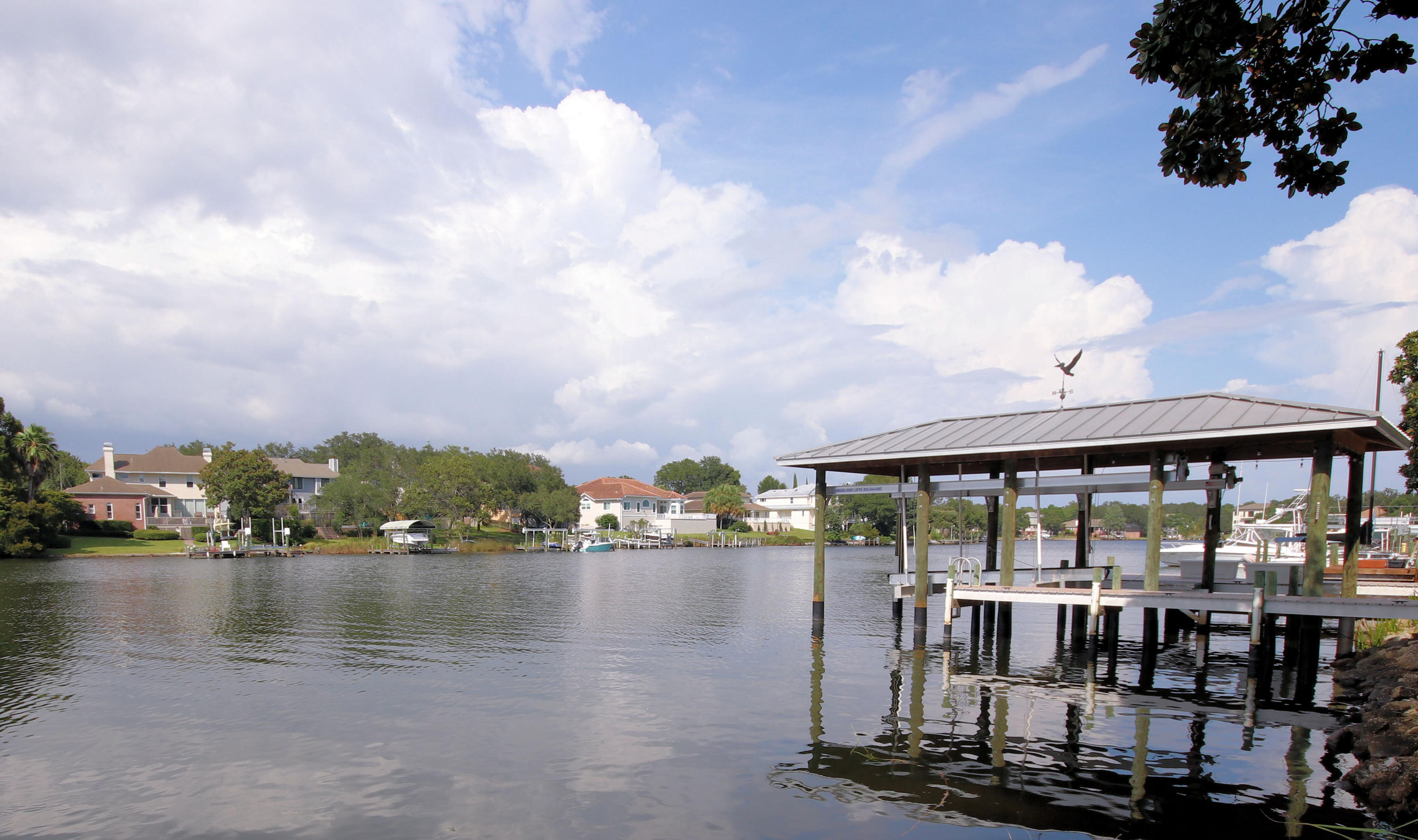 LAKE POINTE - Residential