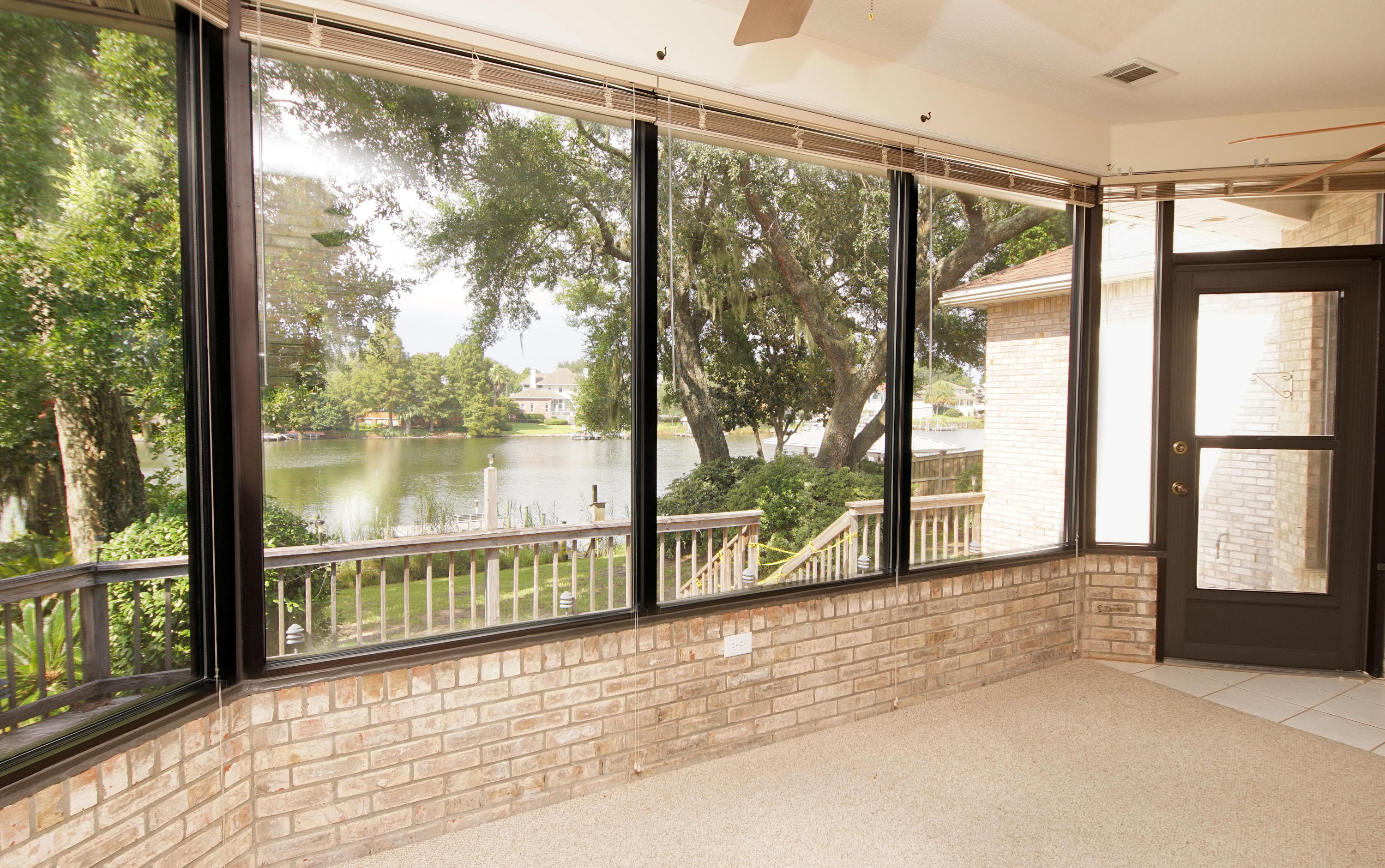 LAKE POINTE - Residential