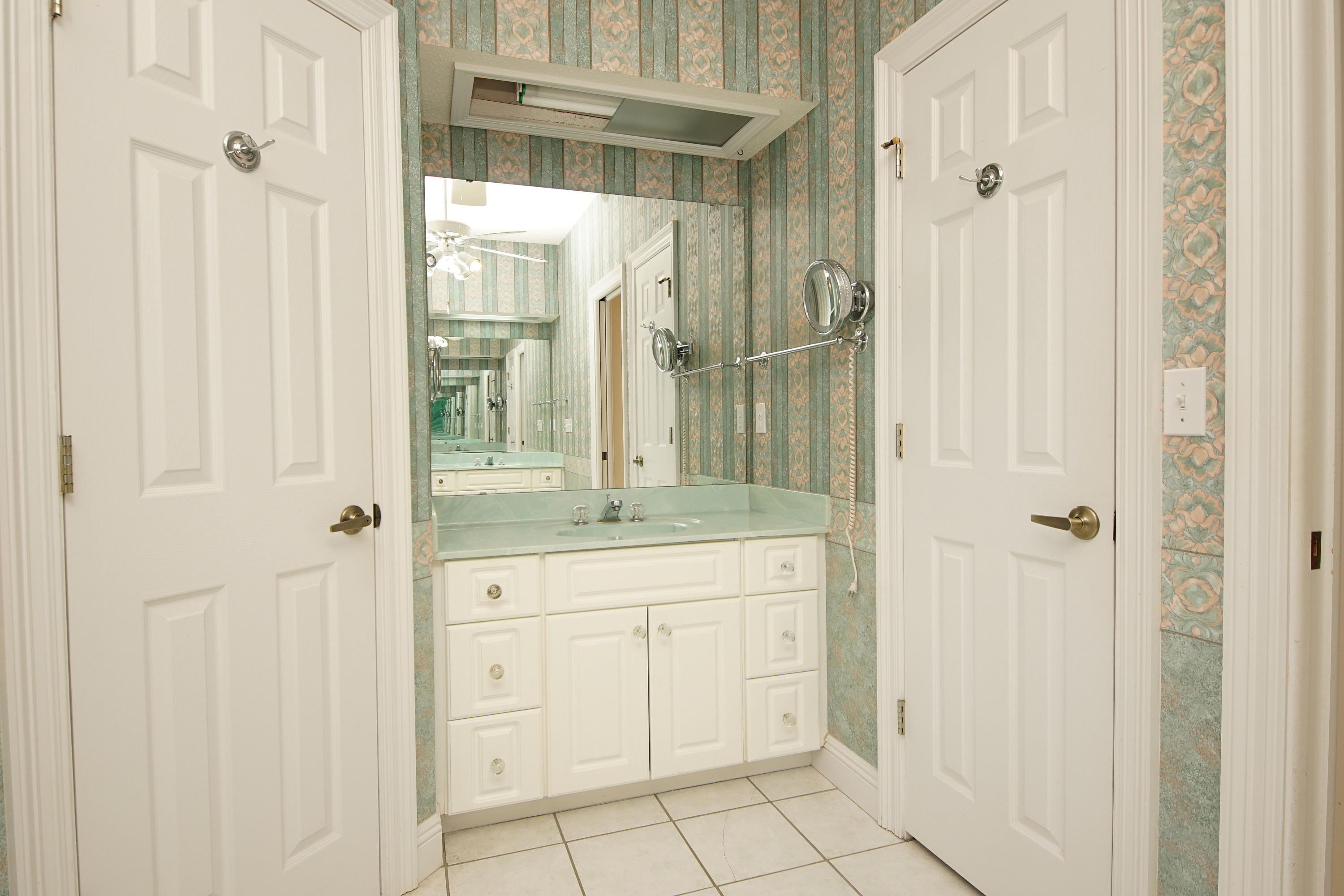 LAKE POINTE - Residential