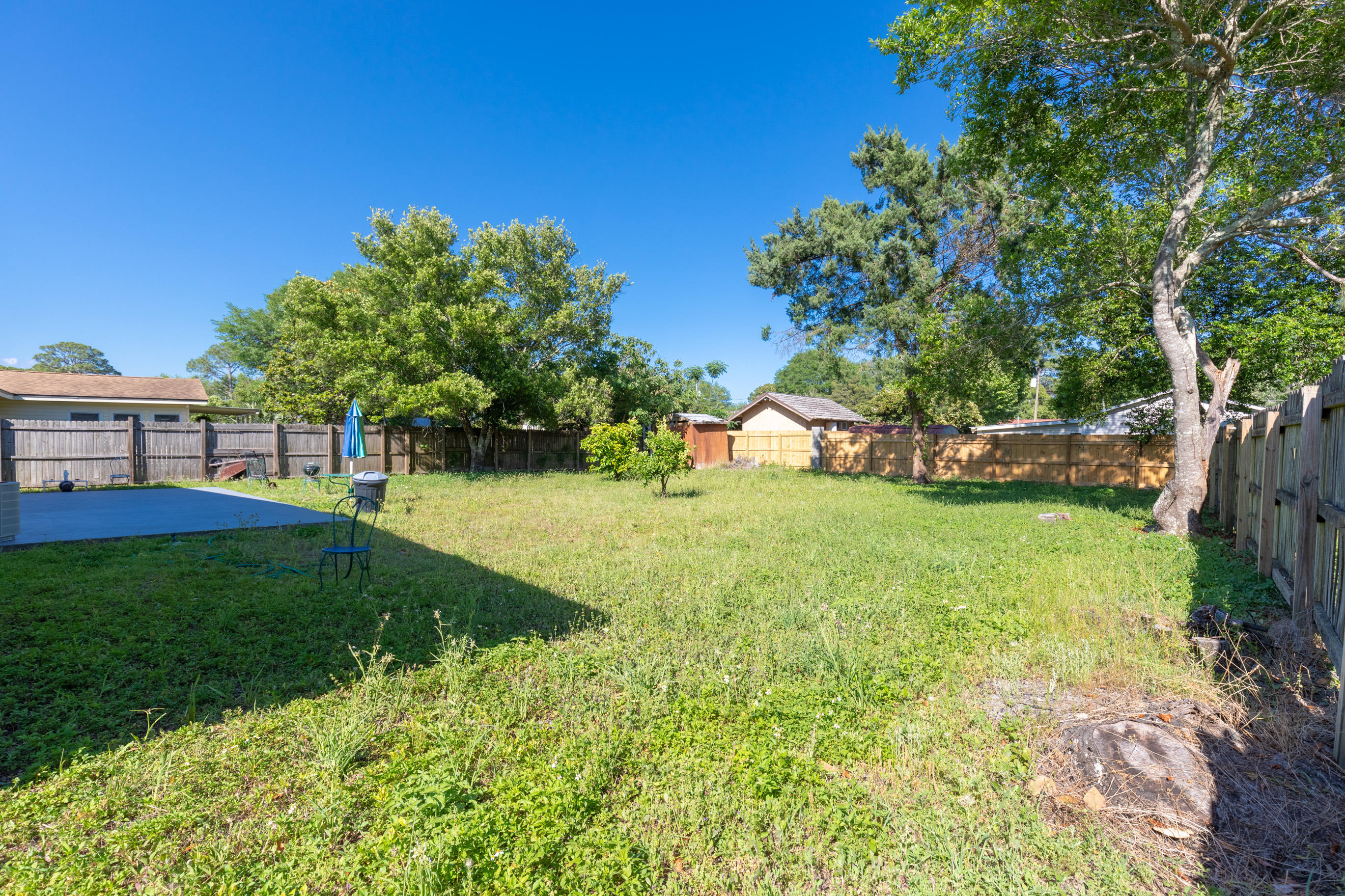 ELLIOTTS POINT 7TH ADDN - Residential