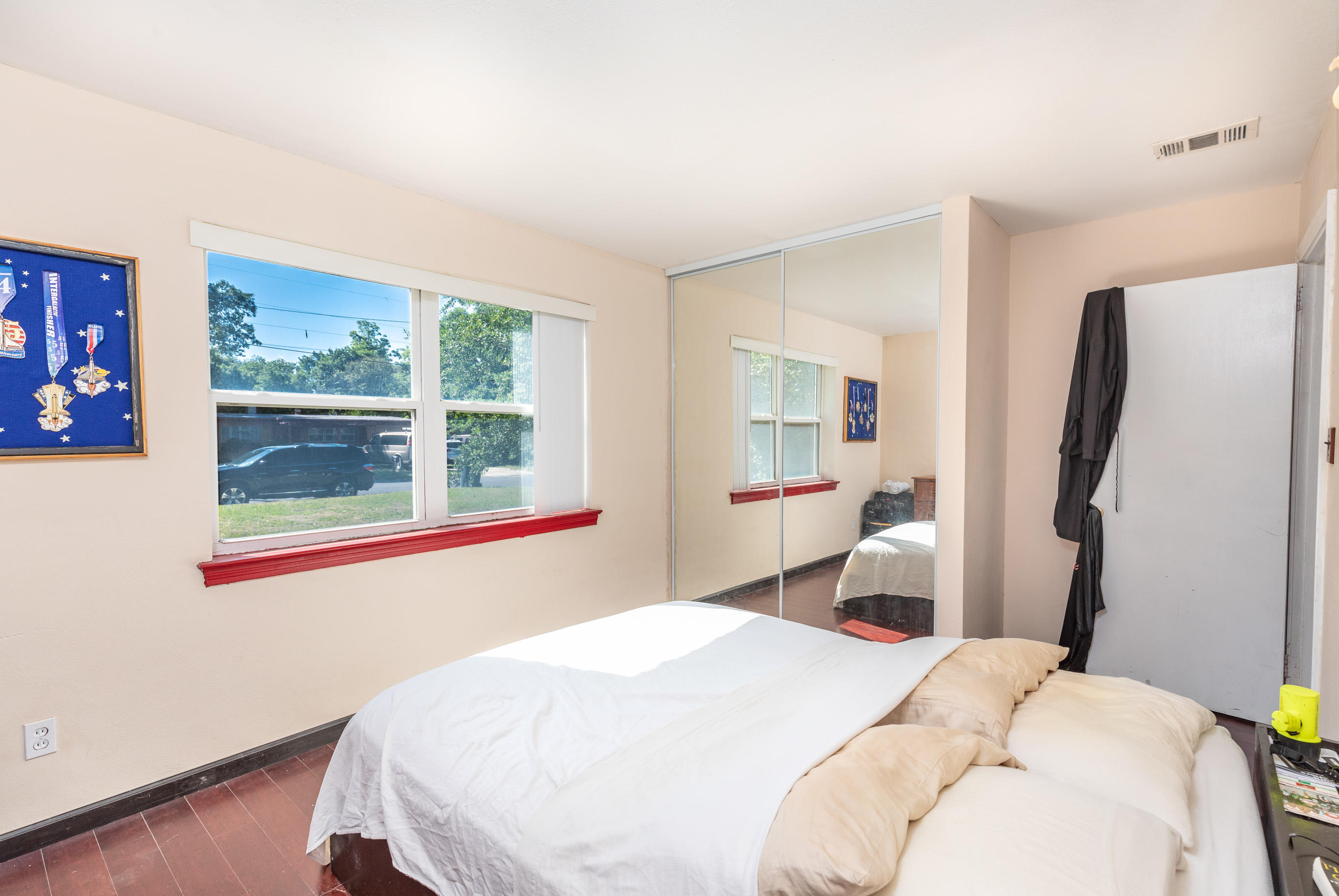 ELLIOTTS POINT 7TH ADDN - Residential