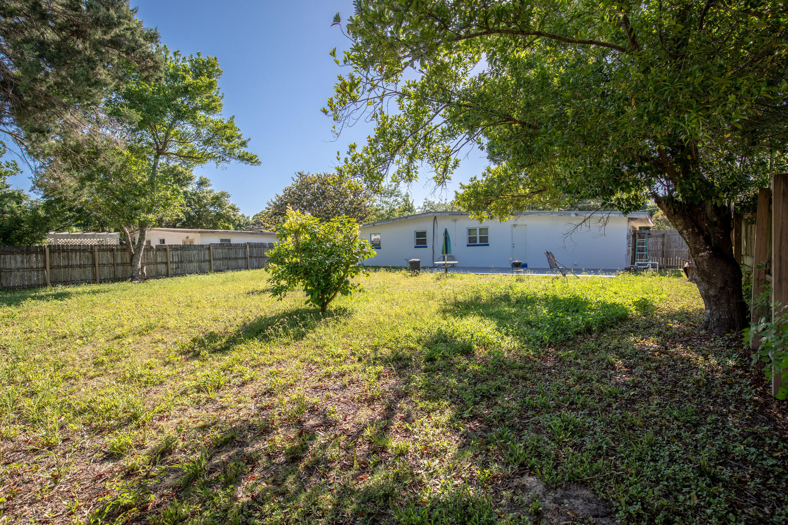 ELLIOTTS POINT 7TH ADDN - Residential