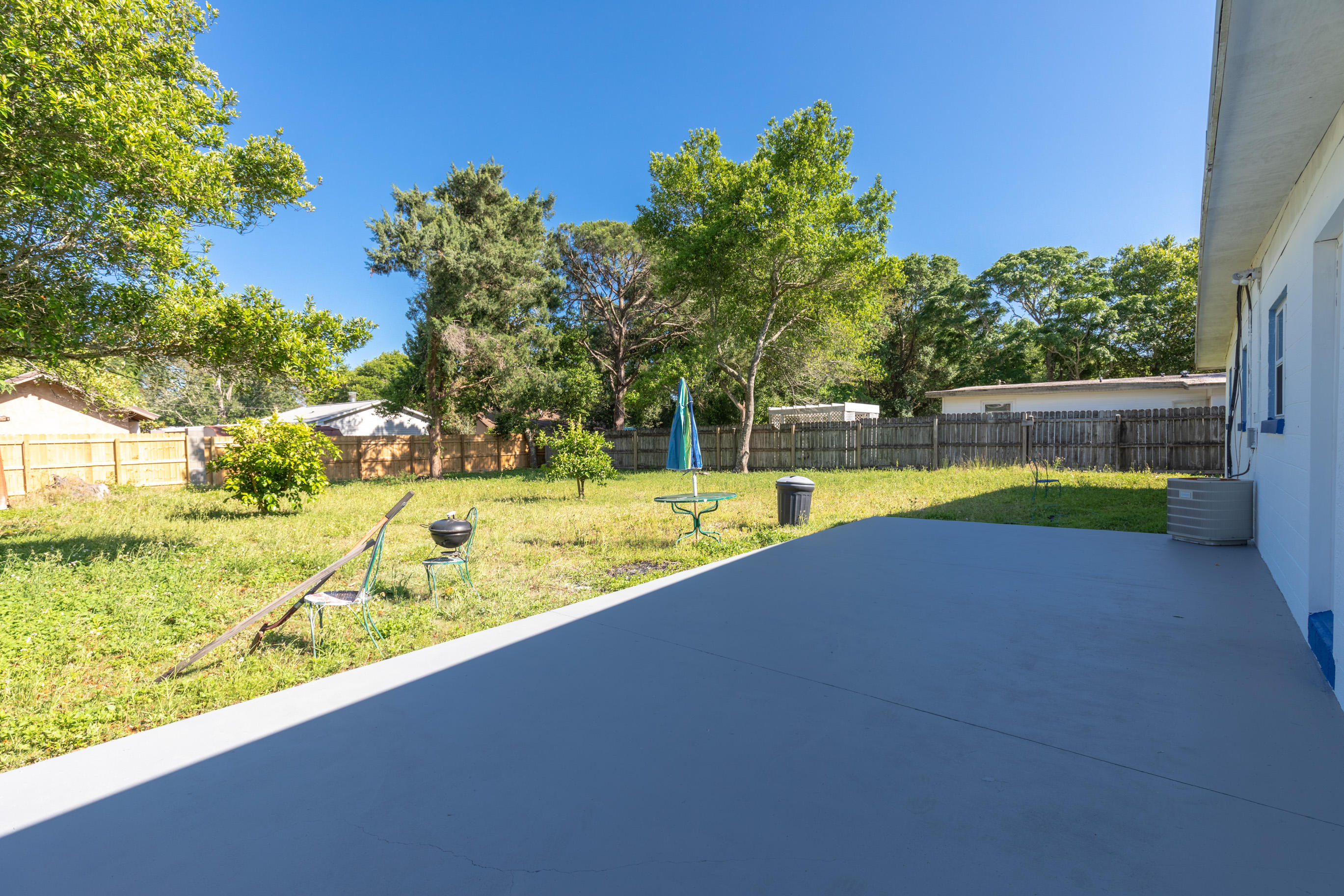 ELLIOTTS POINT 7TH ADDN - Residential