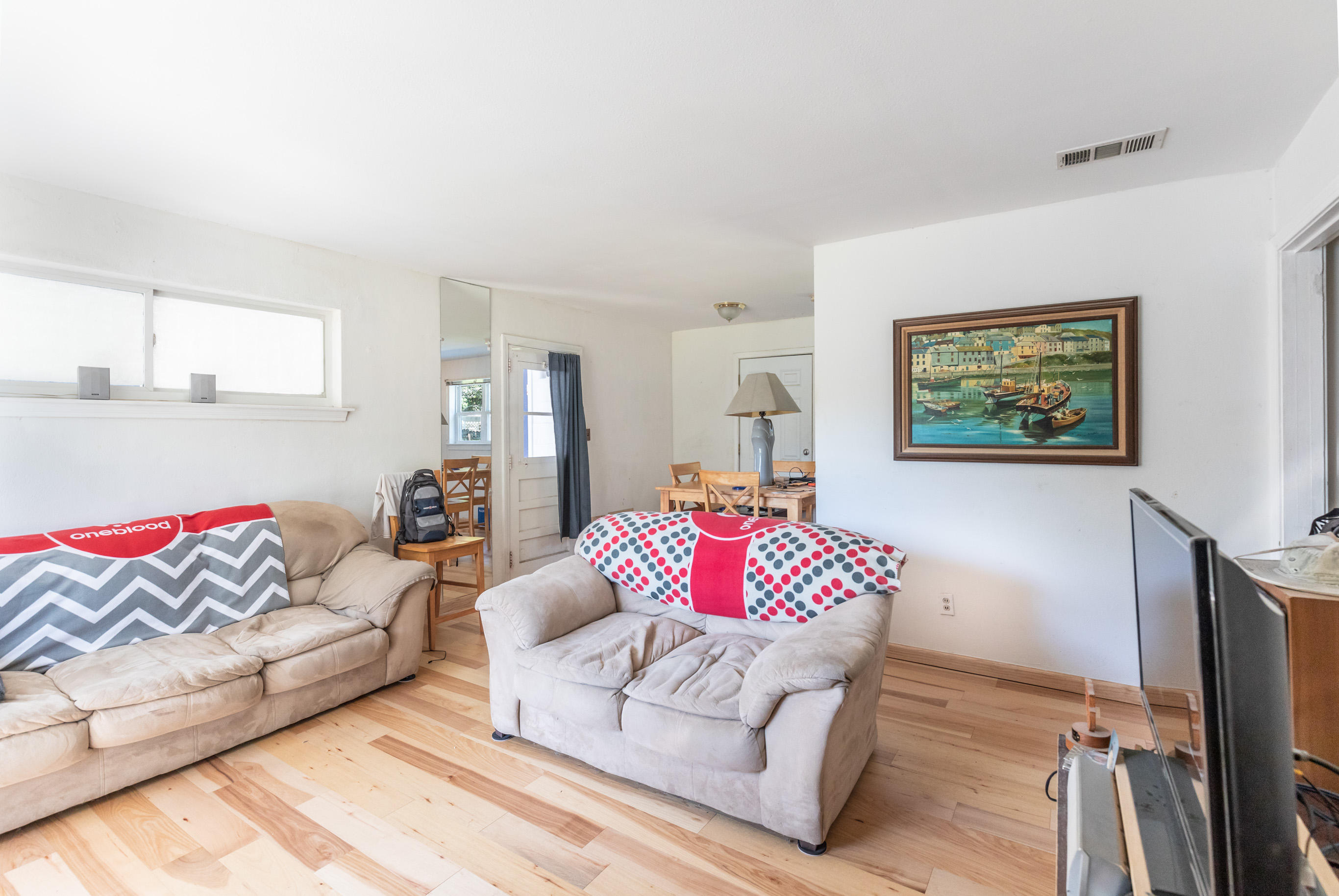 ELLIOTTS POINT 7TH ADDN - Residential