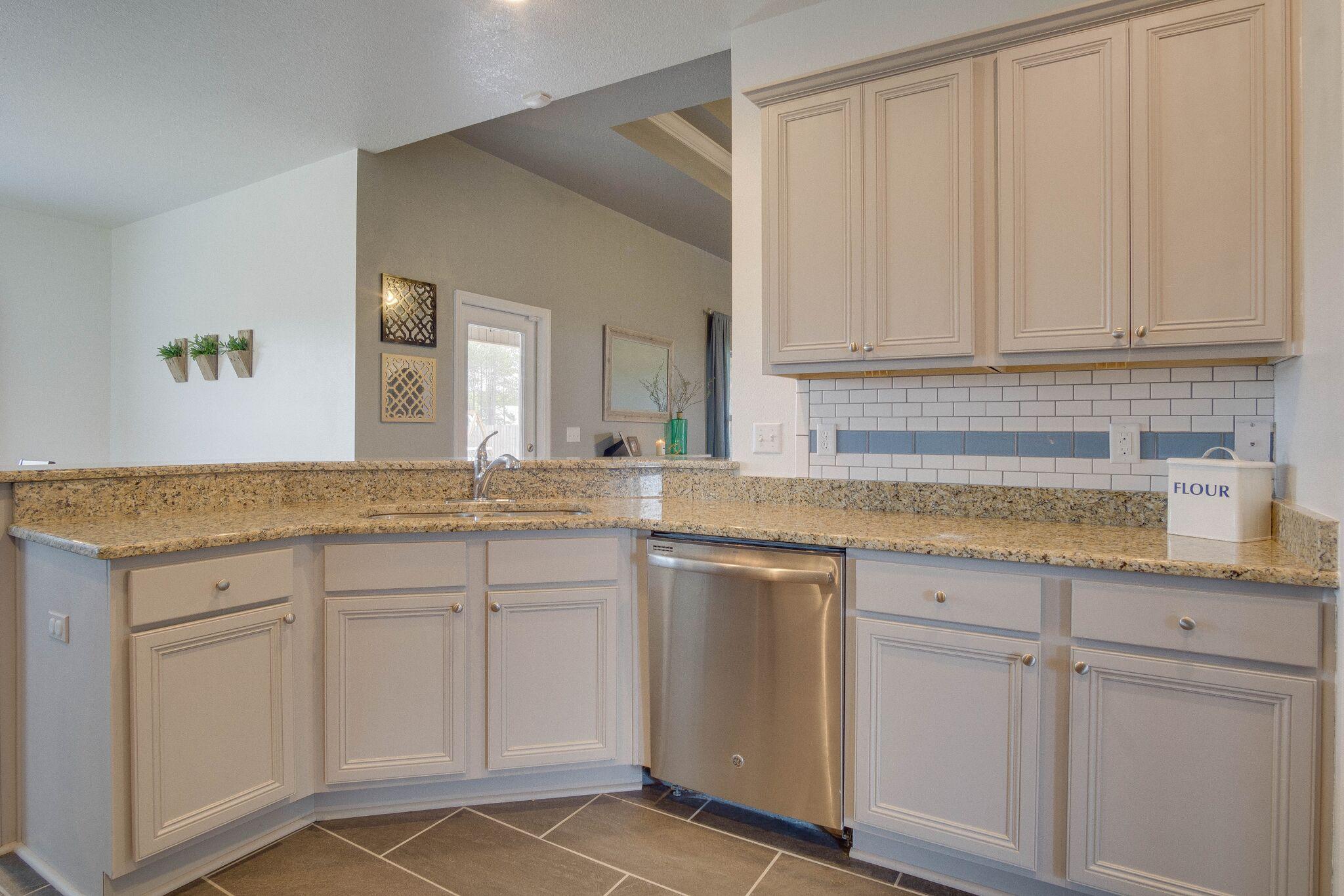 BROWNSTONE MANOR - Residential