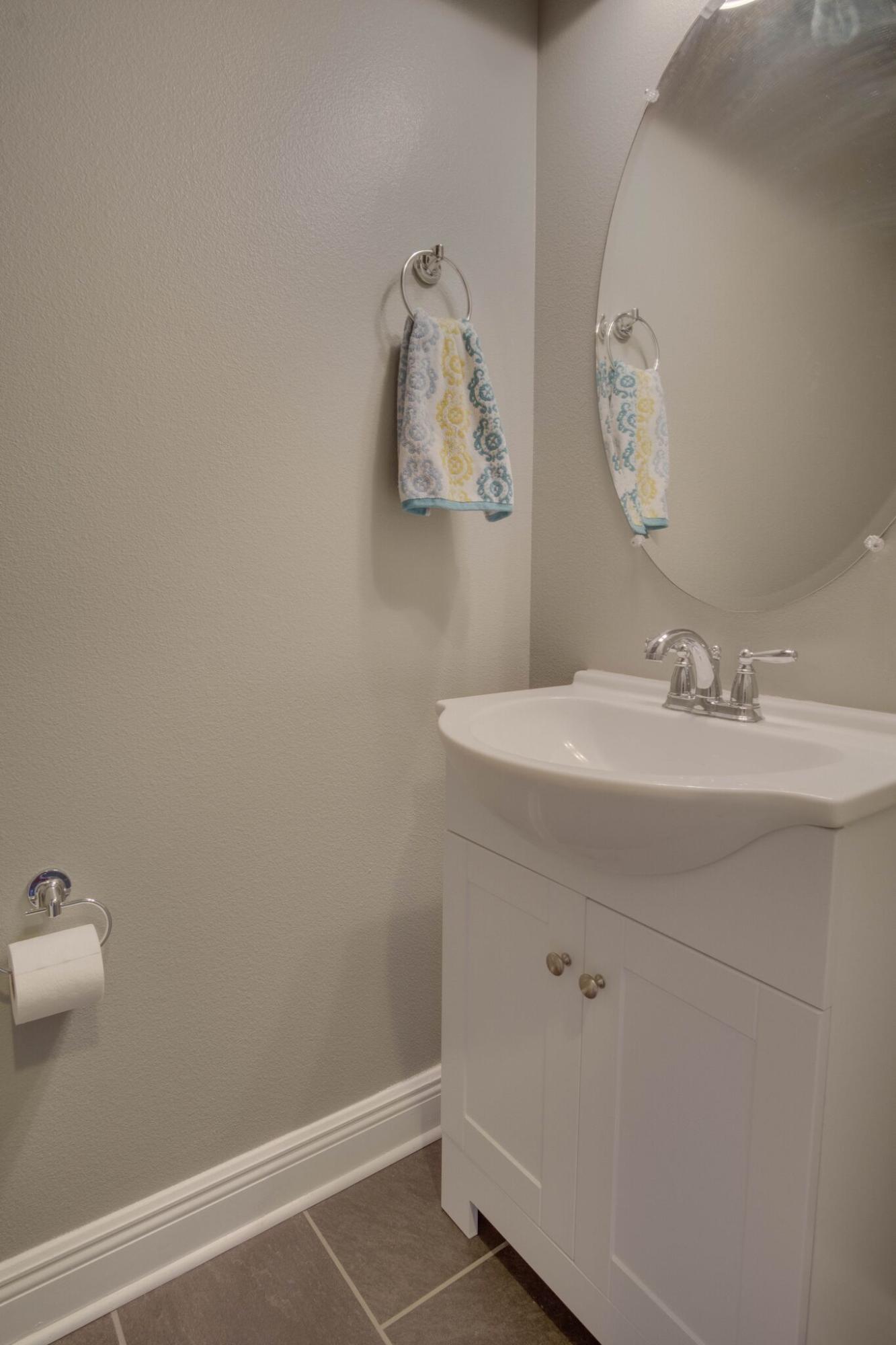 BROWNSTONE MANOR - Residential