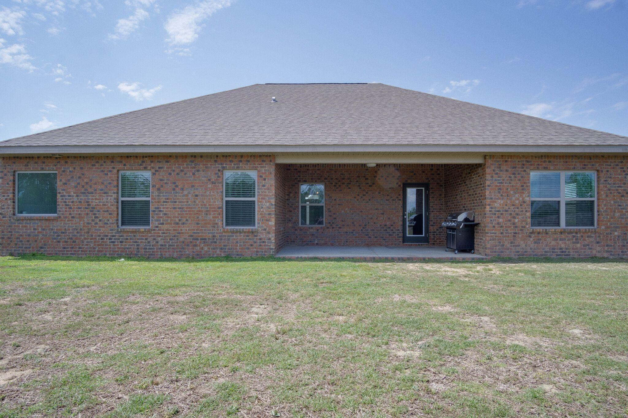 BROWNSTONE MANOR - Residential