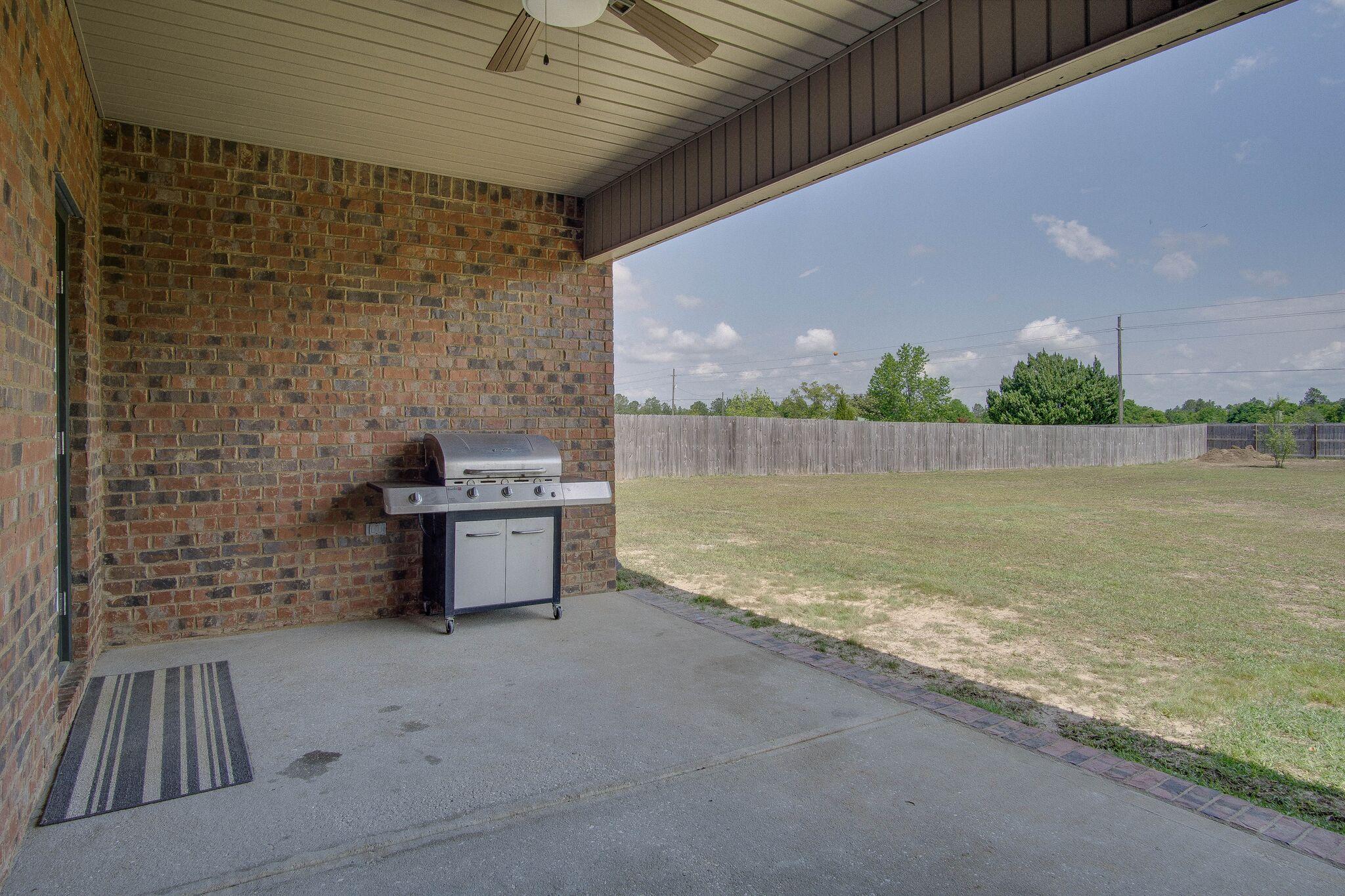 BROWNSTONE MANOR - Residential