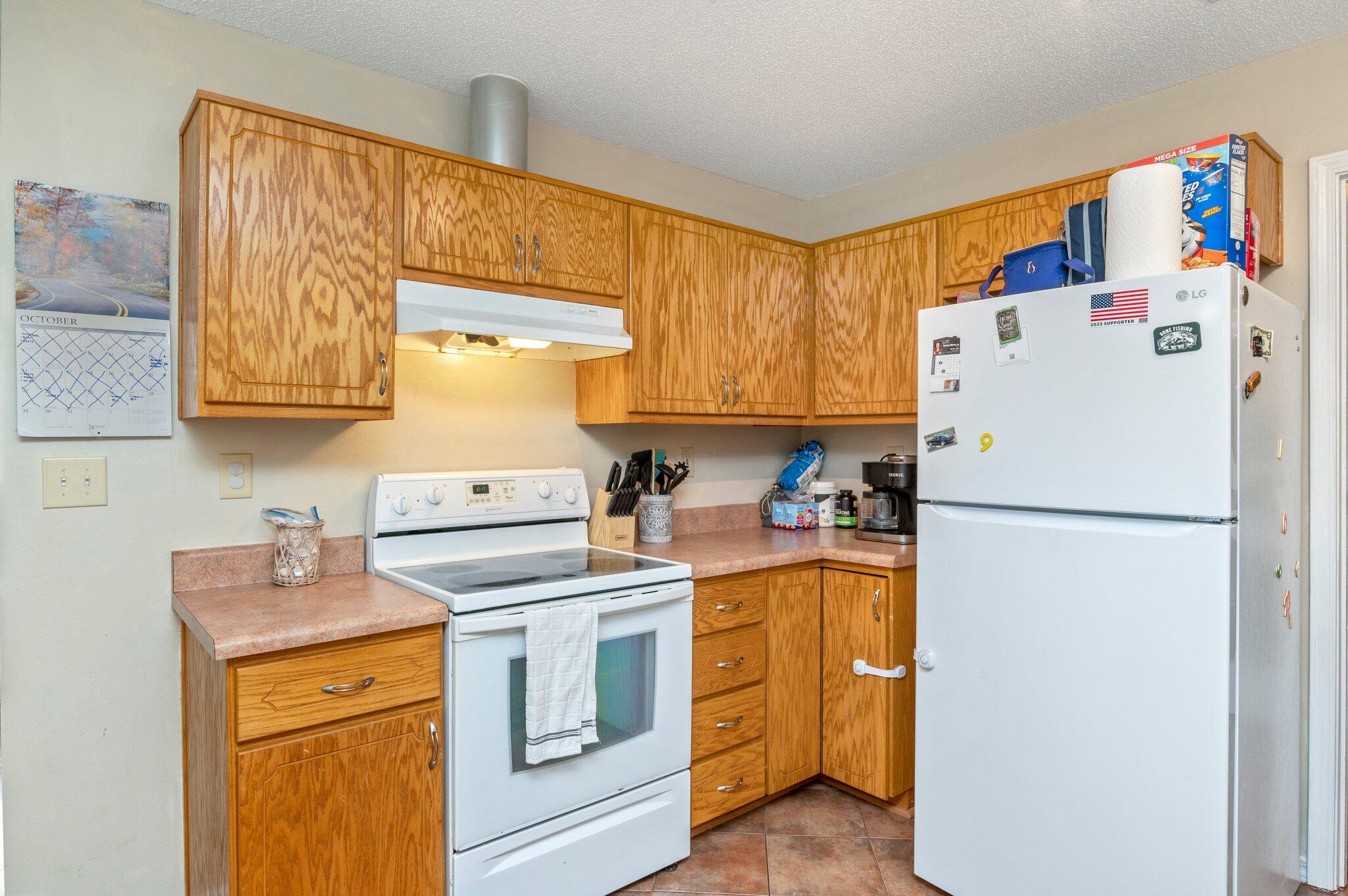 CRESTVIEW SUBURB (231000.00) - Residential Lease