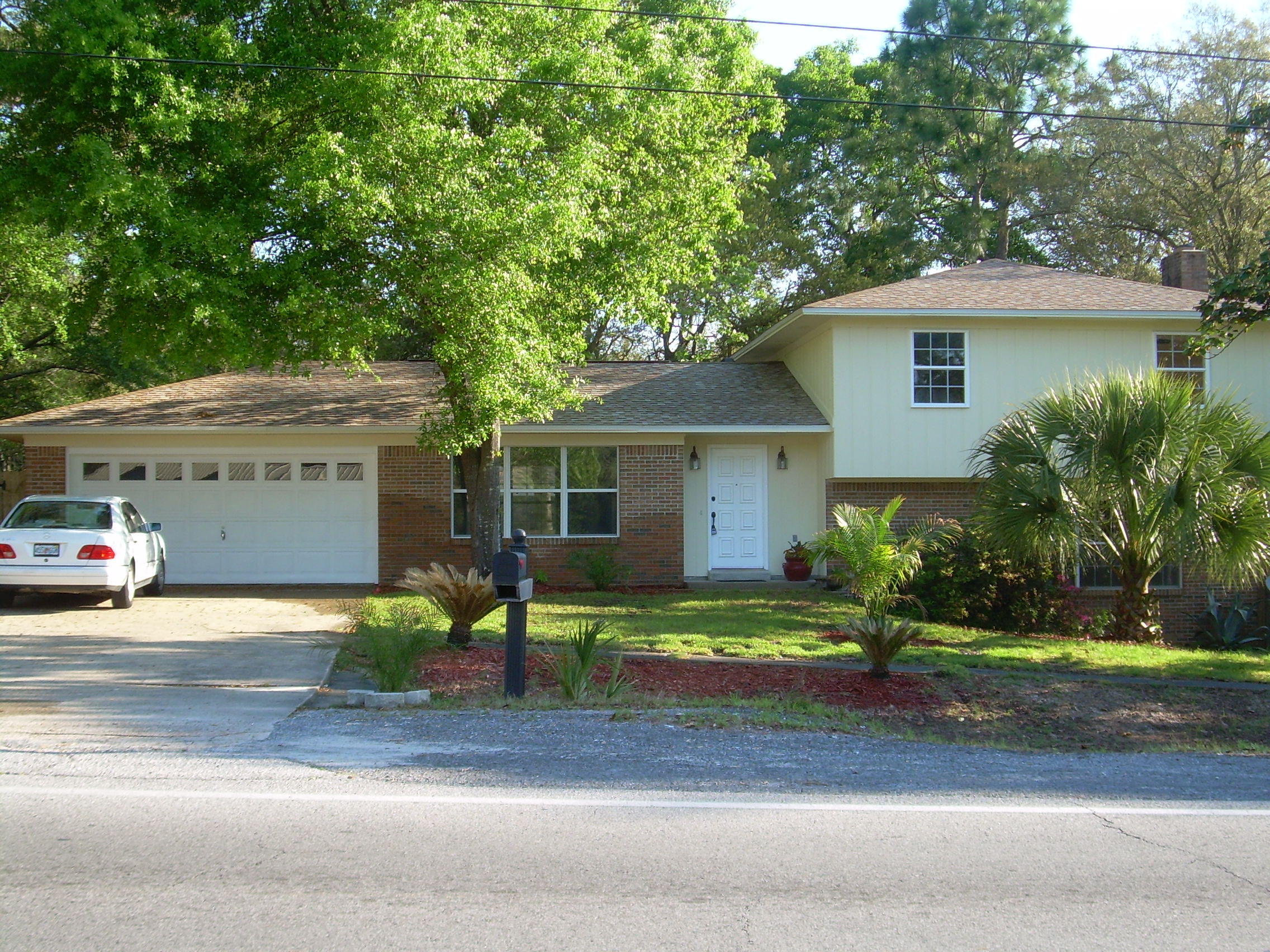 Motivated Seller! Home has been renovated & is very beautiful. A lg. backyard for entertaining, family, or peace & quiet, listen to the birds/read a book. The lighting is wonderful in the kitchen with extra storage in the pantry. The kitchen opens to the dining area for everyone to participate when you have company. The living area on the second floor can be used as an open office area or it will fit a pool table if you want to change the use of the home. The Family room/great rm. is on the bottom level. The laundry rm. and 1/2 bath,convenient for all. There's a patio off the great room & porch off the kitchen w/full length built-in seat bench. The 3rd level has the bedrooms and 2 full baths. The masterbath has a shower big enough for 2 & jacuzzi. Home Warantee provided by seller.
