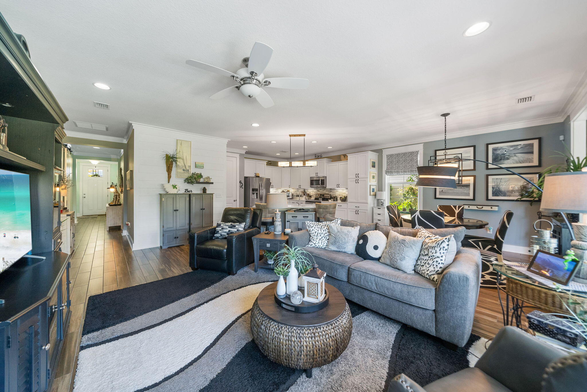 WHISPER DUNES - Residential