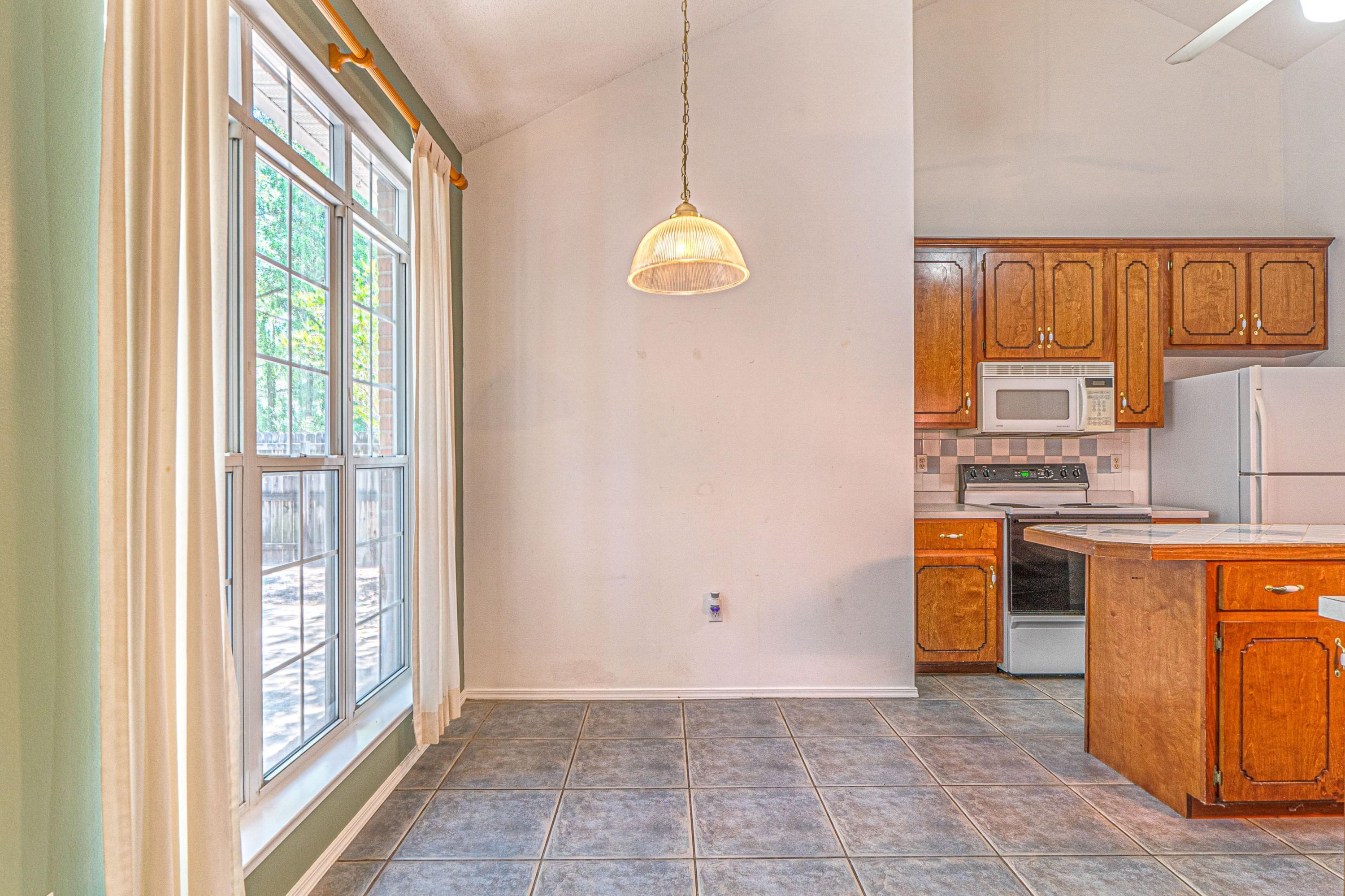 PARKWOOD COVE AT BLUEWATER BAY - Residential