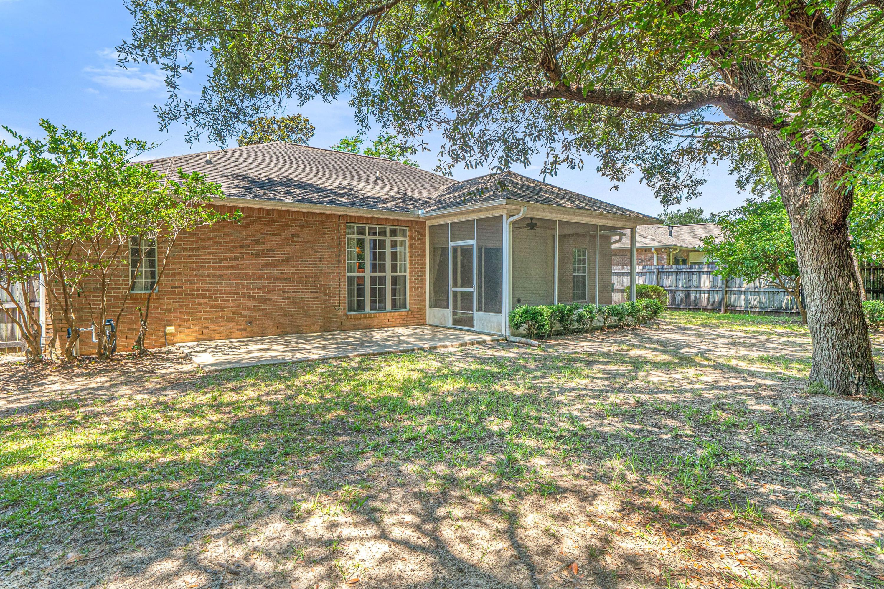 PARKWOOD COVE AT BLUEWATER BAY - Residential