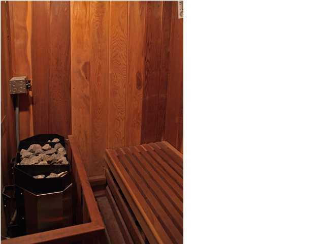 DESTIN YACHT CLUB - Residential