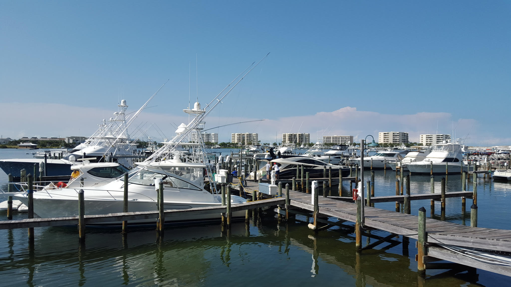 DESTIN YACHT CLUB - Residential