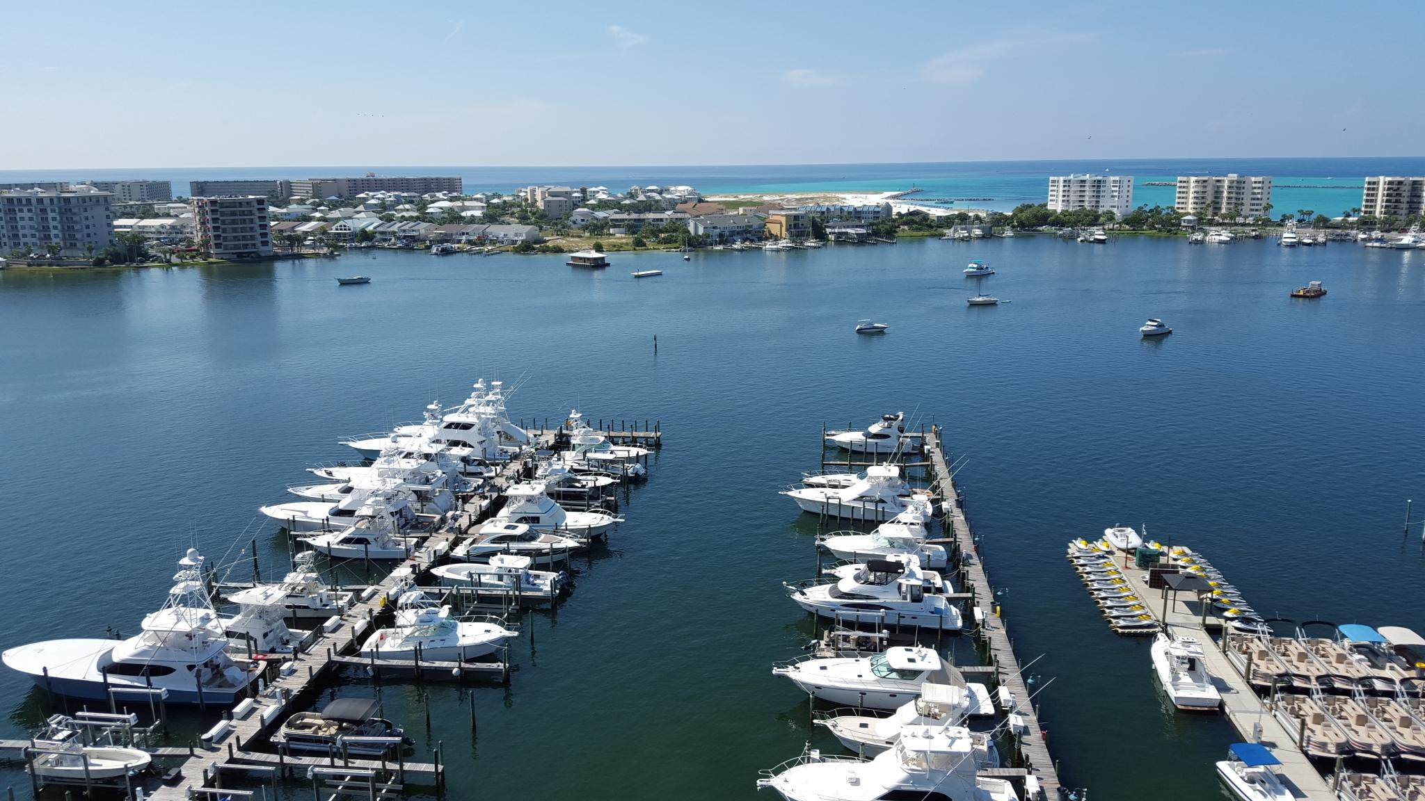 DESTIN YACHT CLUB - Residential
