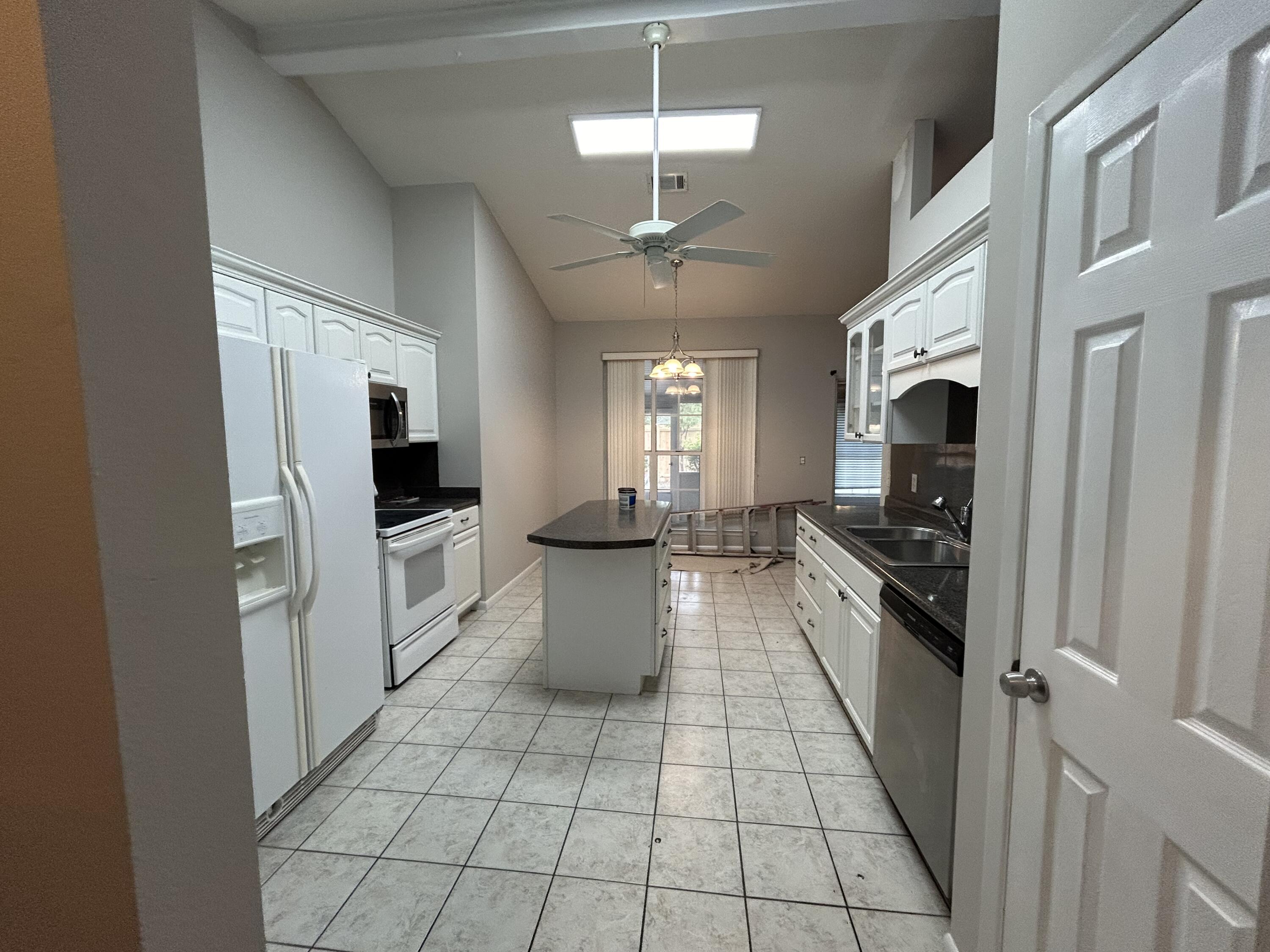 Parkwood - Residential Lease