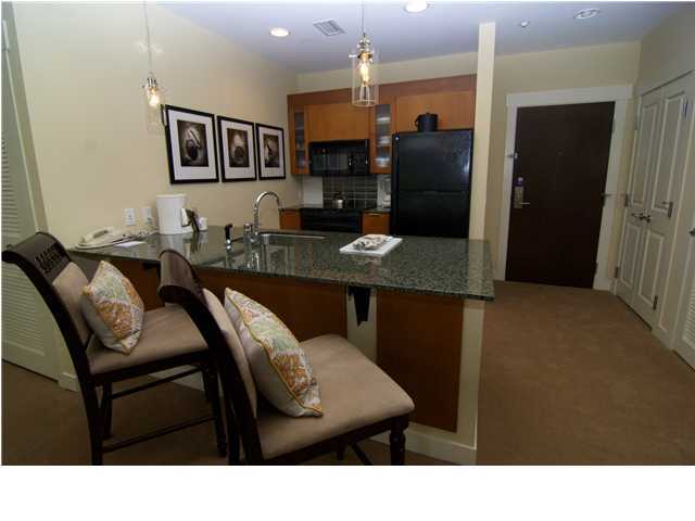 BAHIA CONDO - Residential