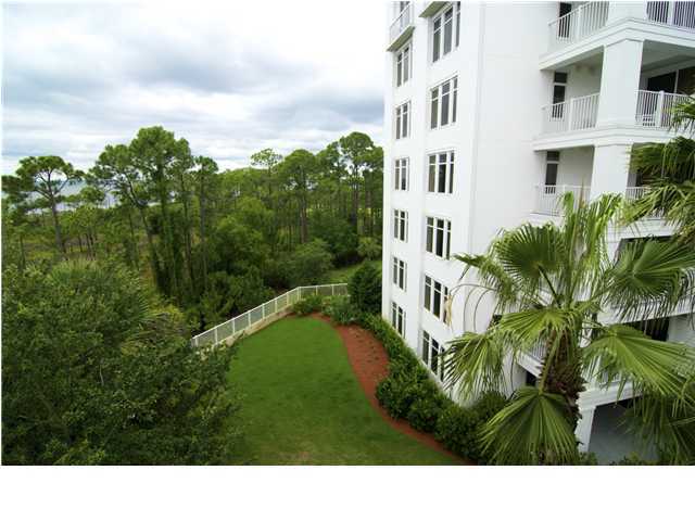 BAHIA CONDO - Residential