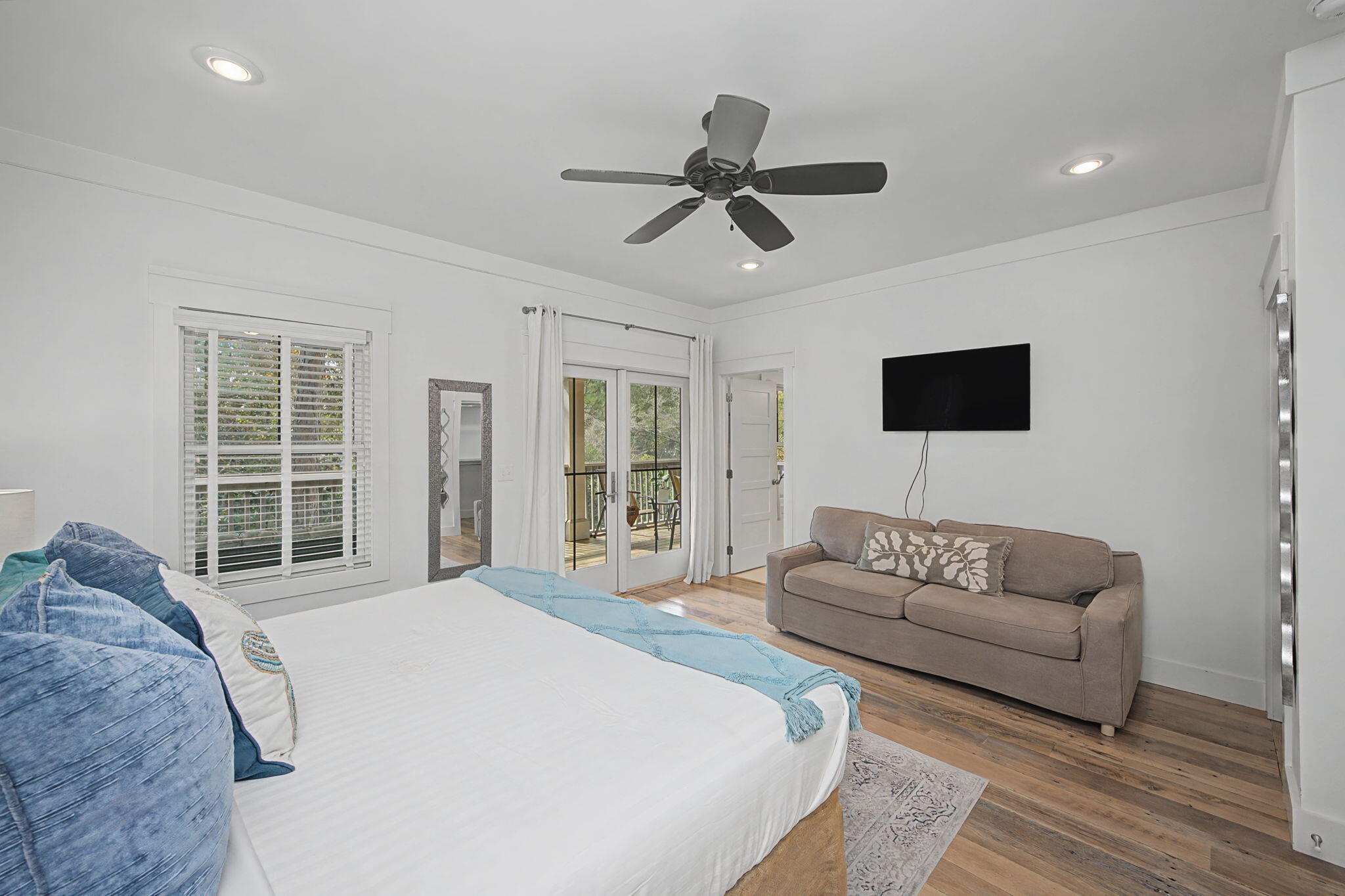 THE HAMMOCKS OF SEAGROVE - Residential