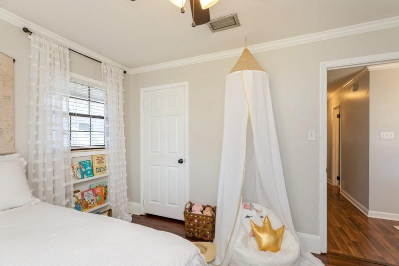 BAYOU WOODS 1ST ADDN - Residential