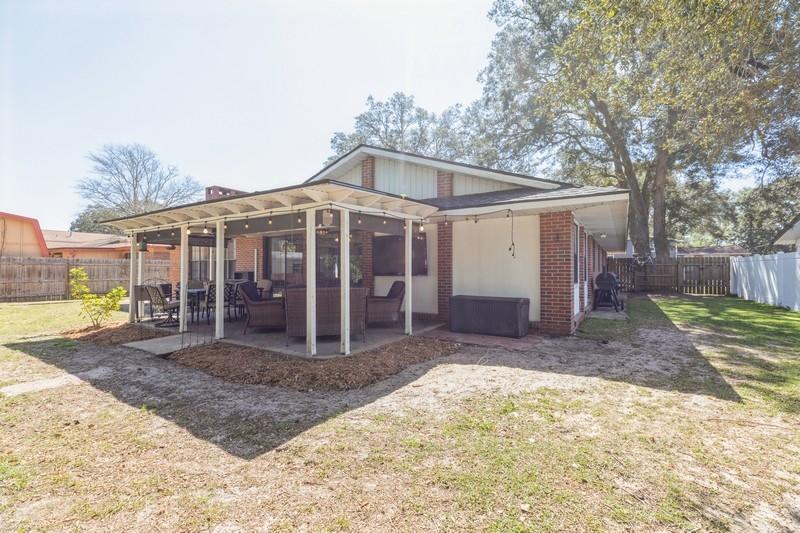 BAYOU WOODS 1ST ADDN - Residential