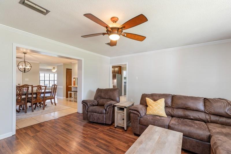 BAYOU WOODS 1ST ADDN - Residential