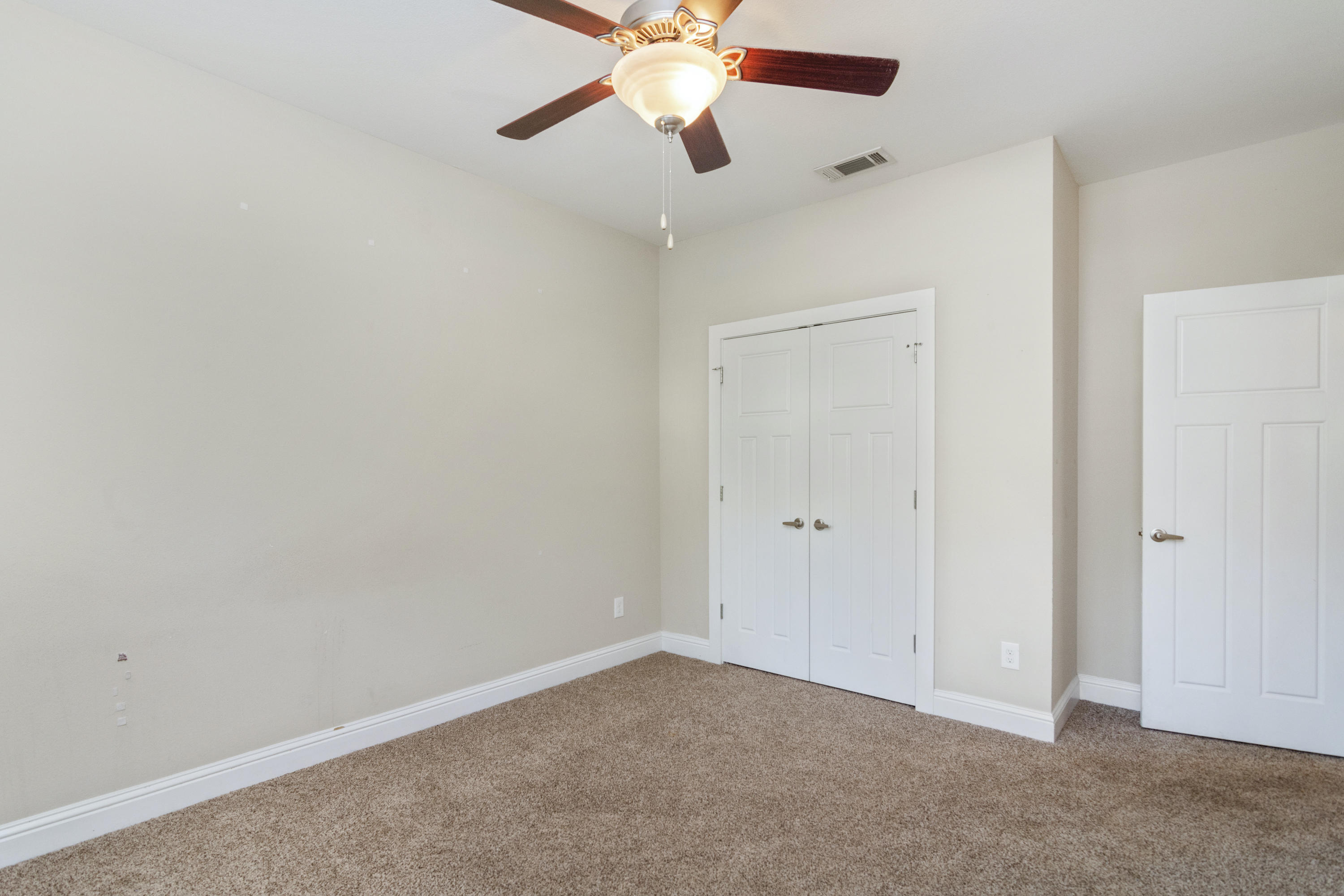 ZACHARY ESTATES - Residential