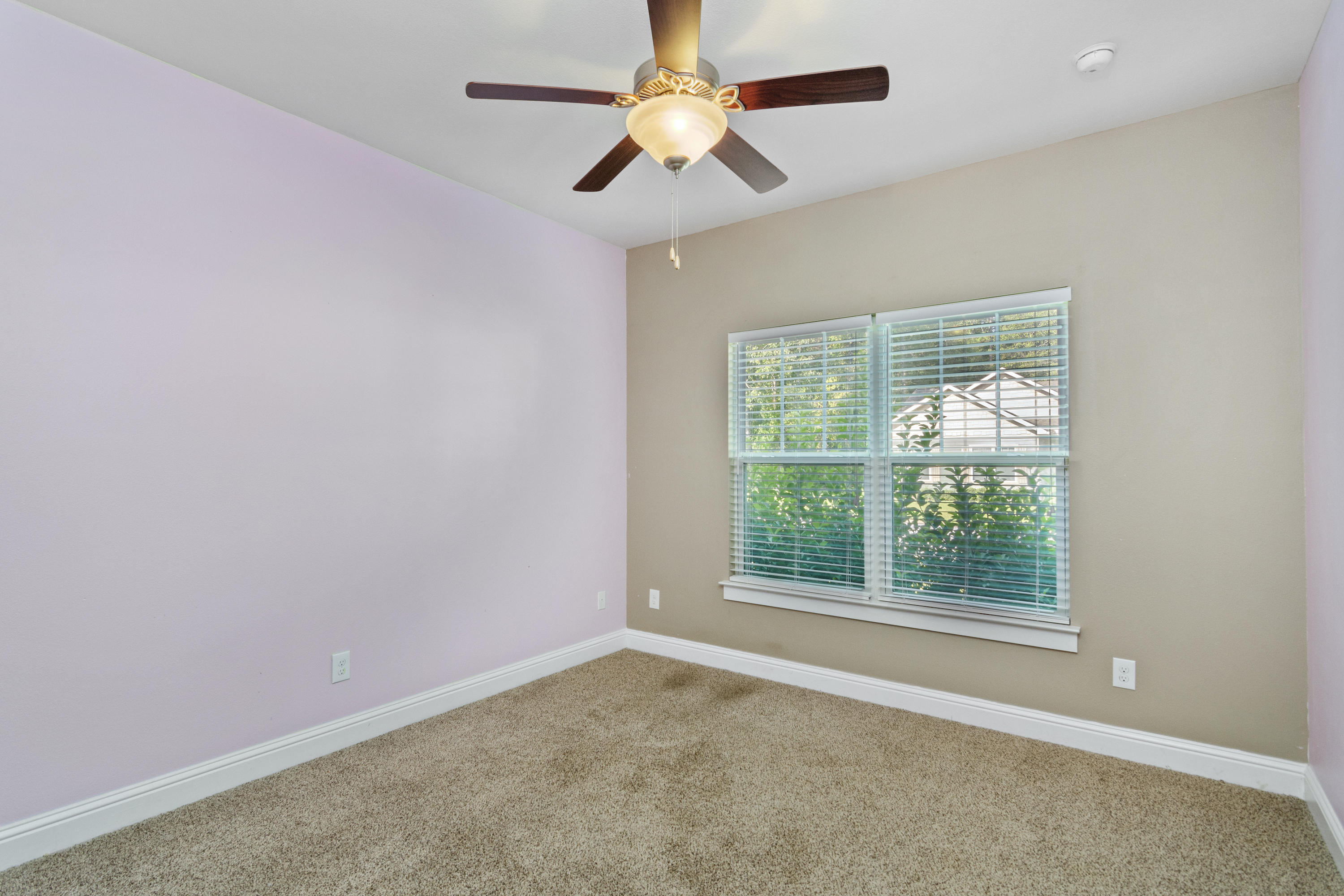 ZACHARY ESTATES - Residential