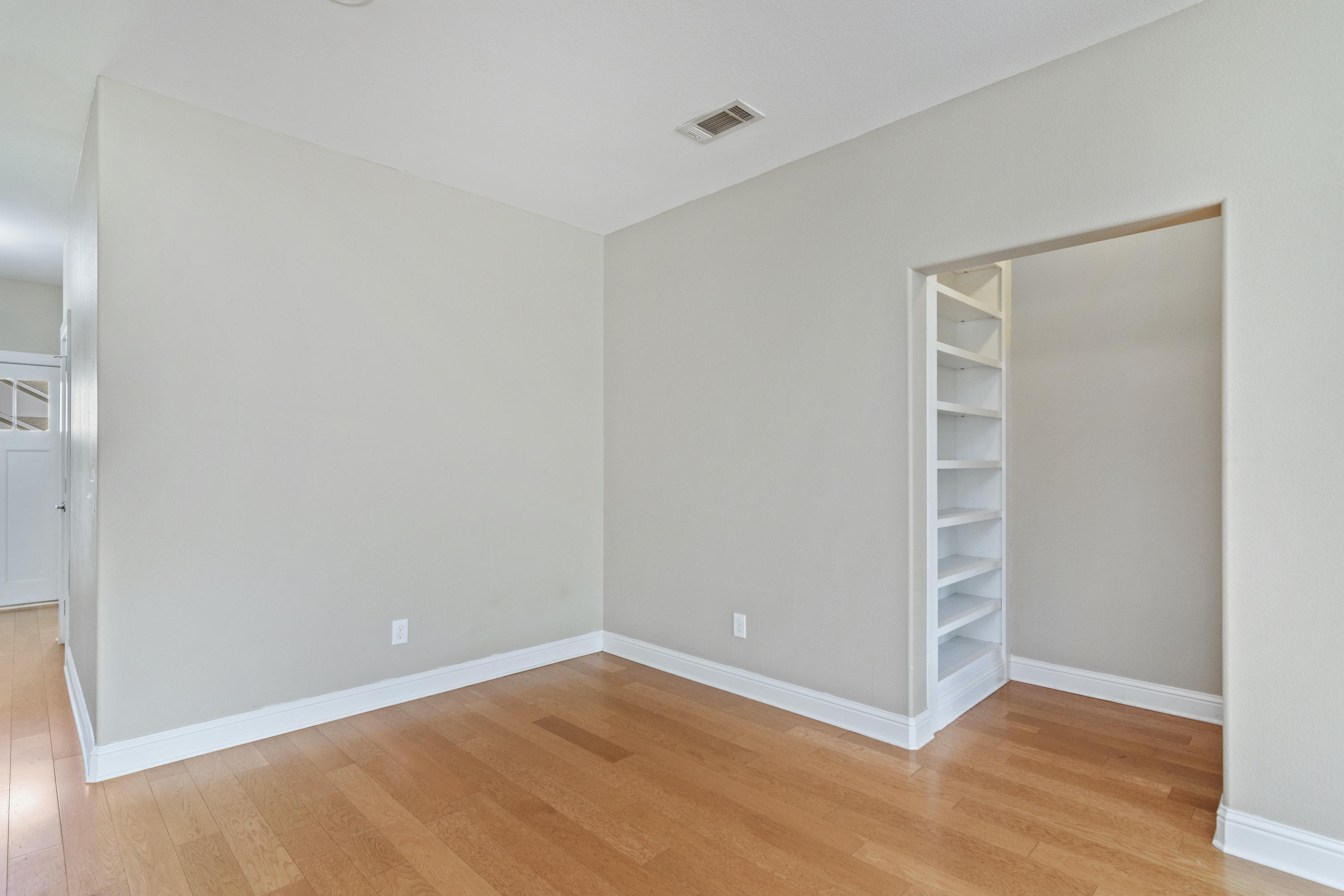 ZACHARY ESTATES - Residential