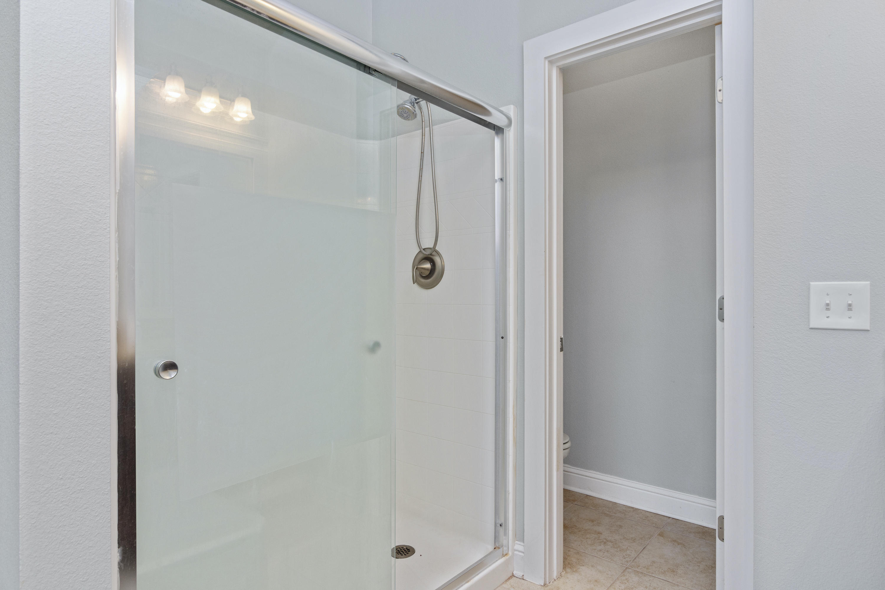 ZACHARY ESTATES - Residential