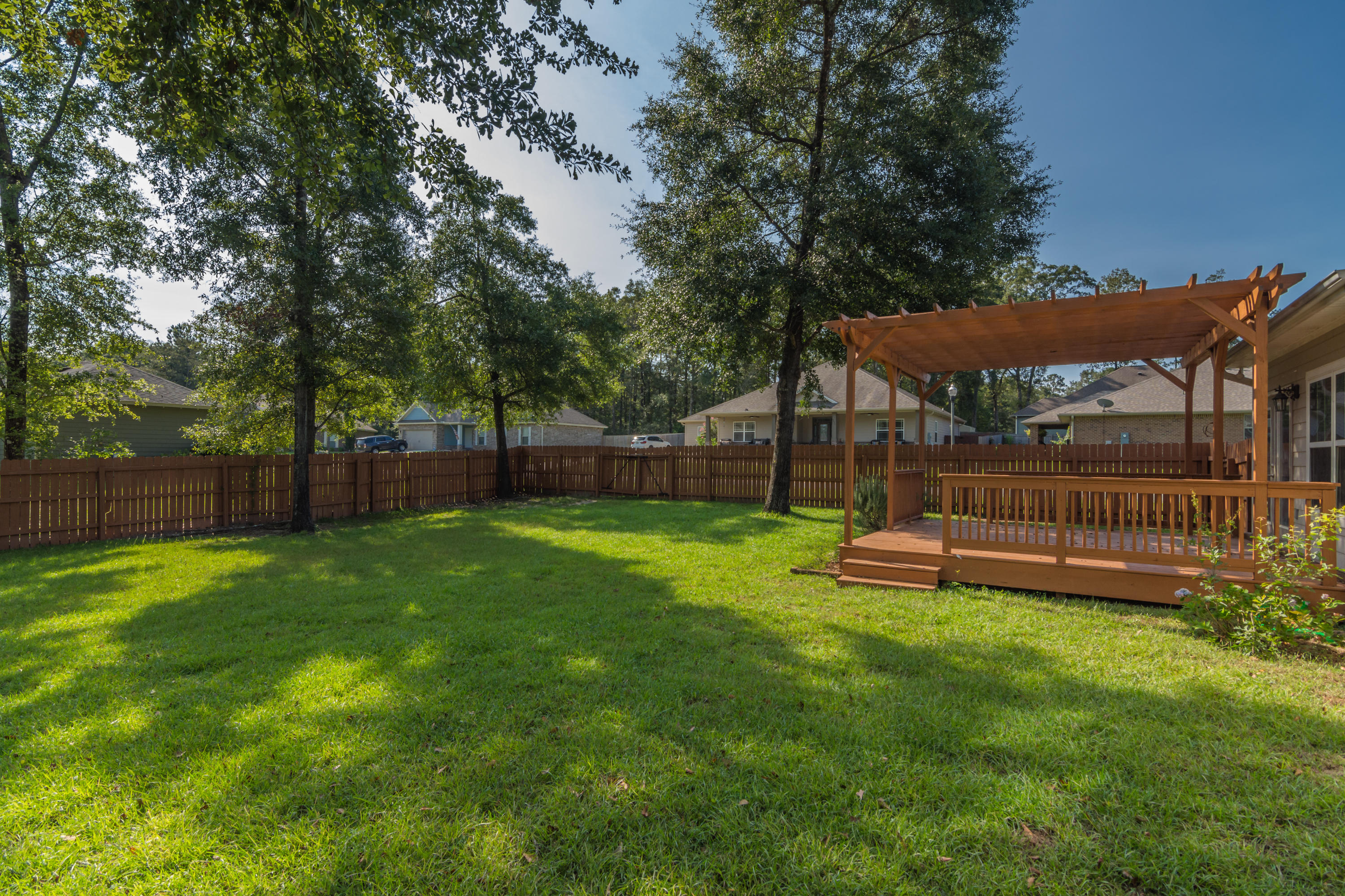 ZACHARY ESTATES - Residential