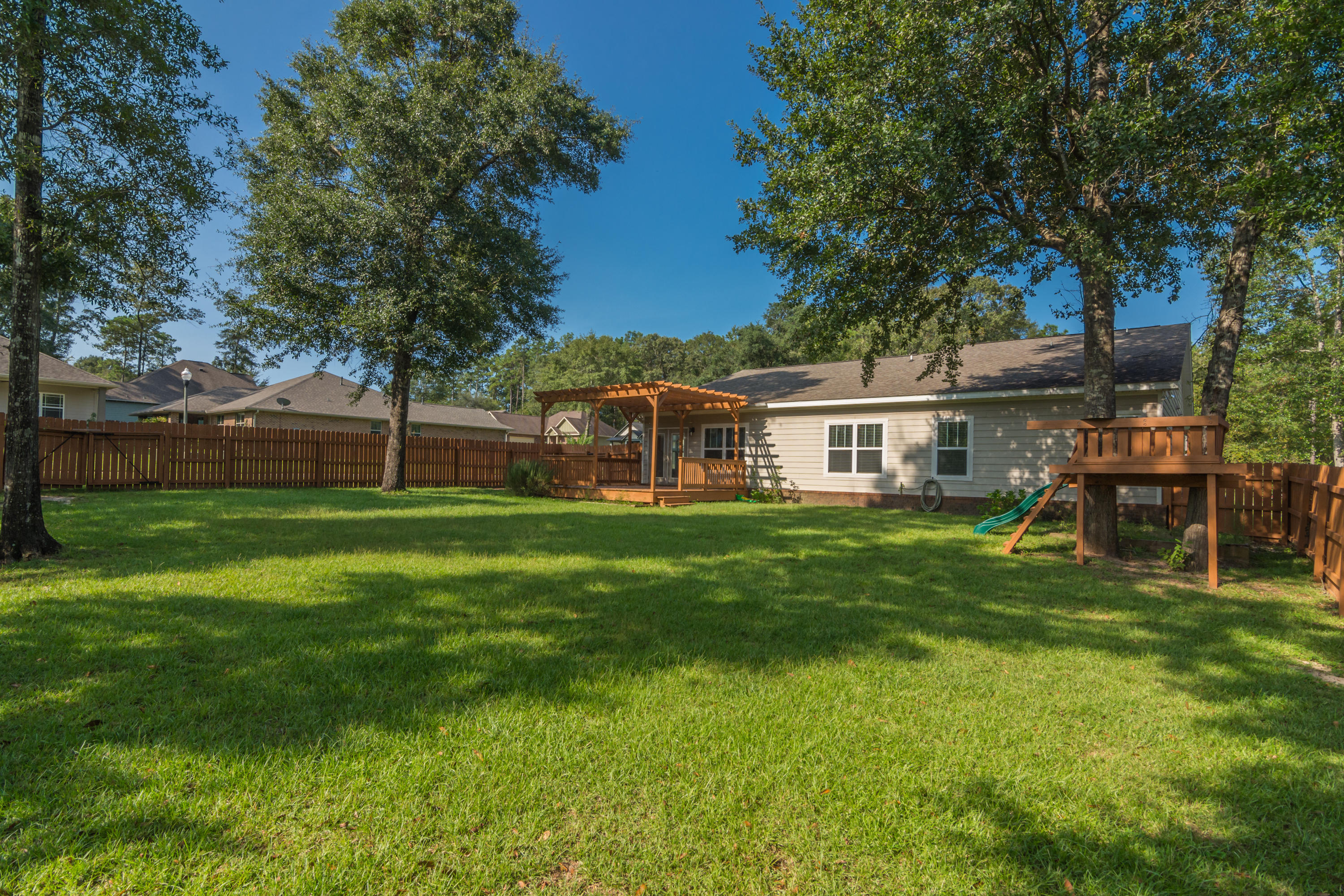 ZACHARY ESTATES - Residential