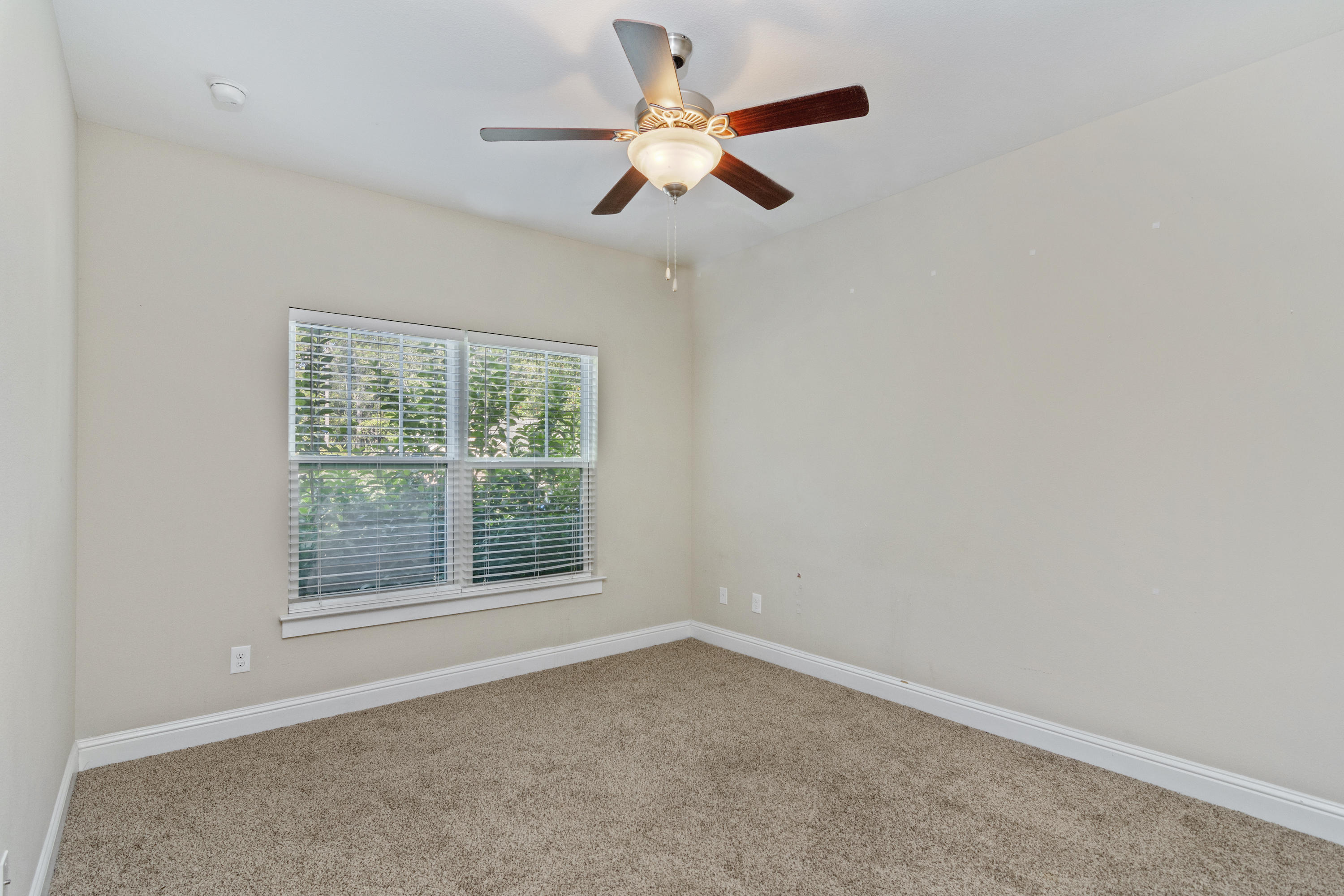 ZACHARY ESTATES - Residential