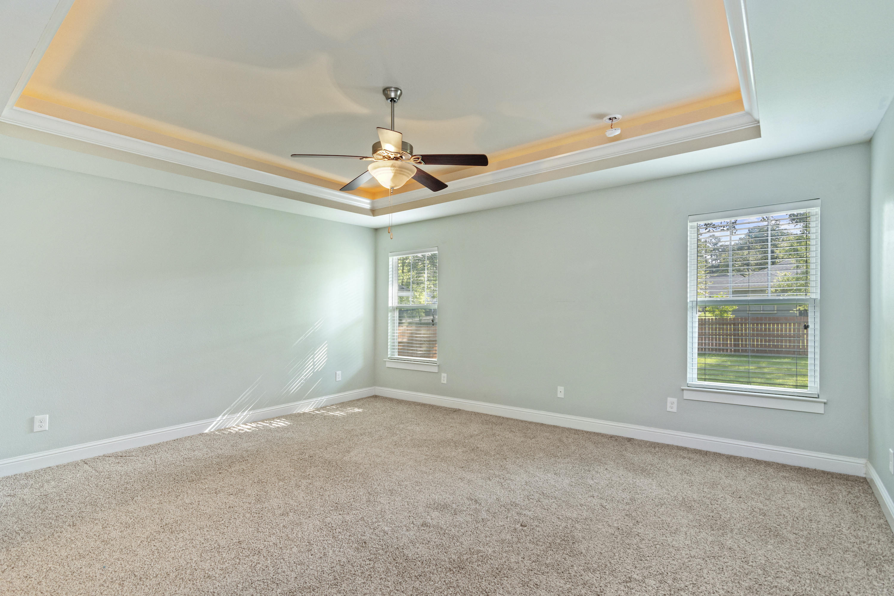 ZACHARY ESTATES - Residential