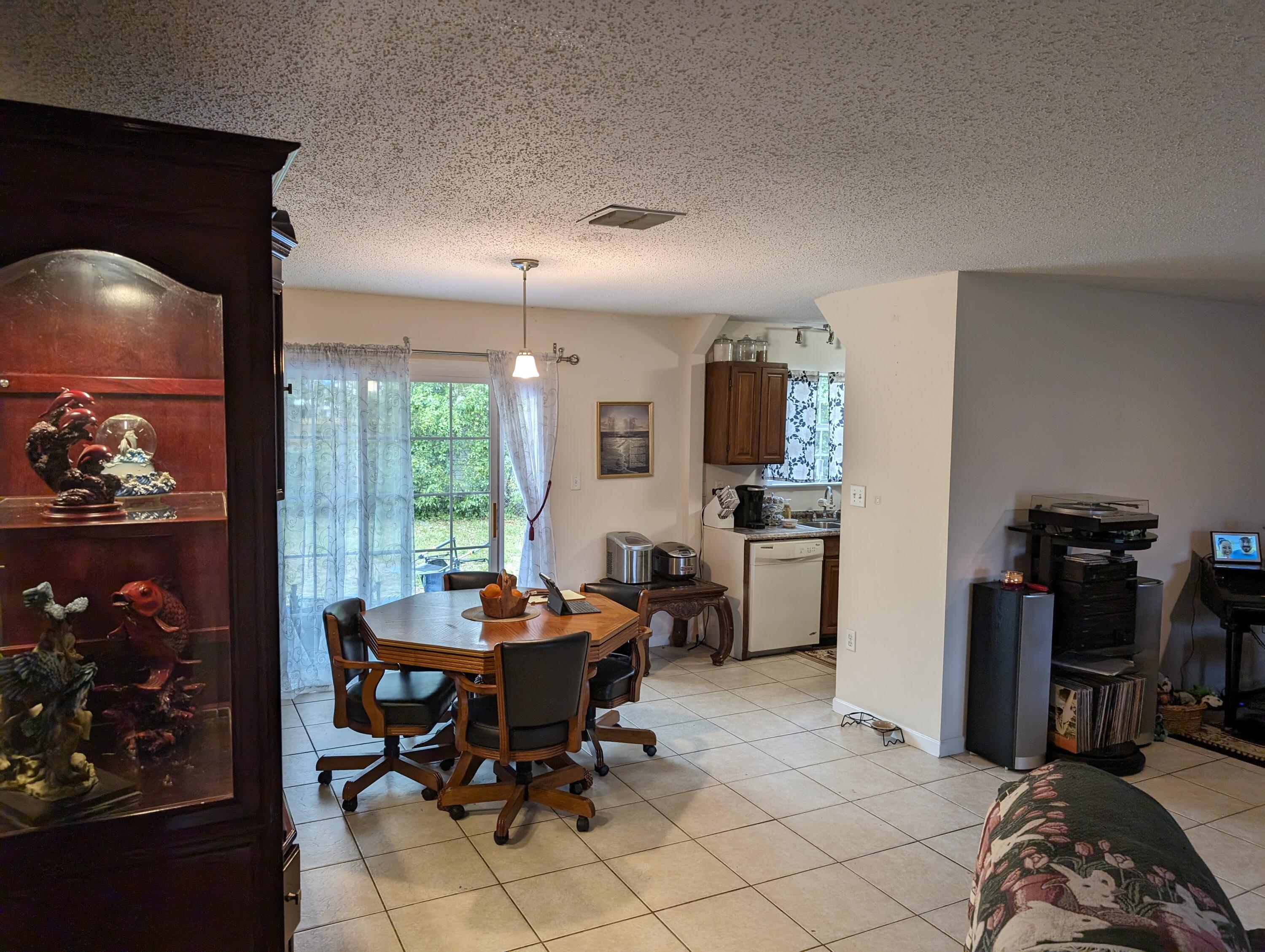 ONCASTER WOODS LOT 5 BLK B - Residential