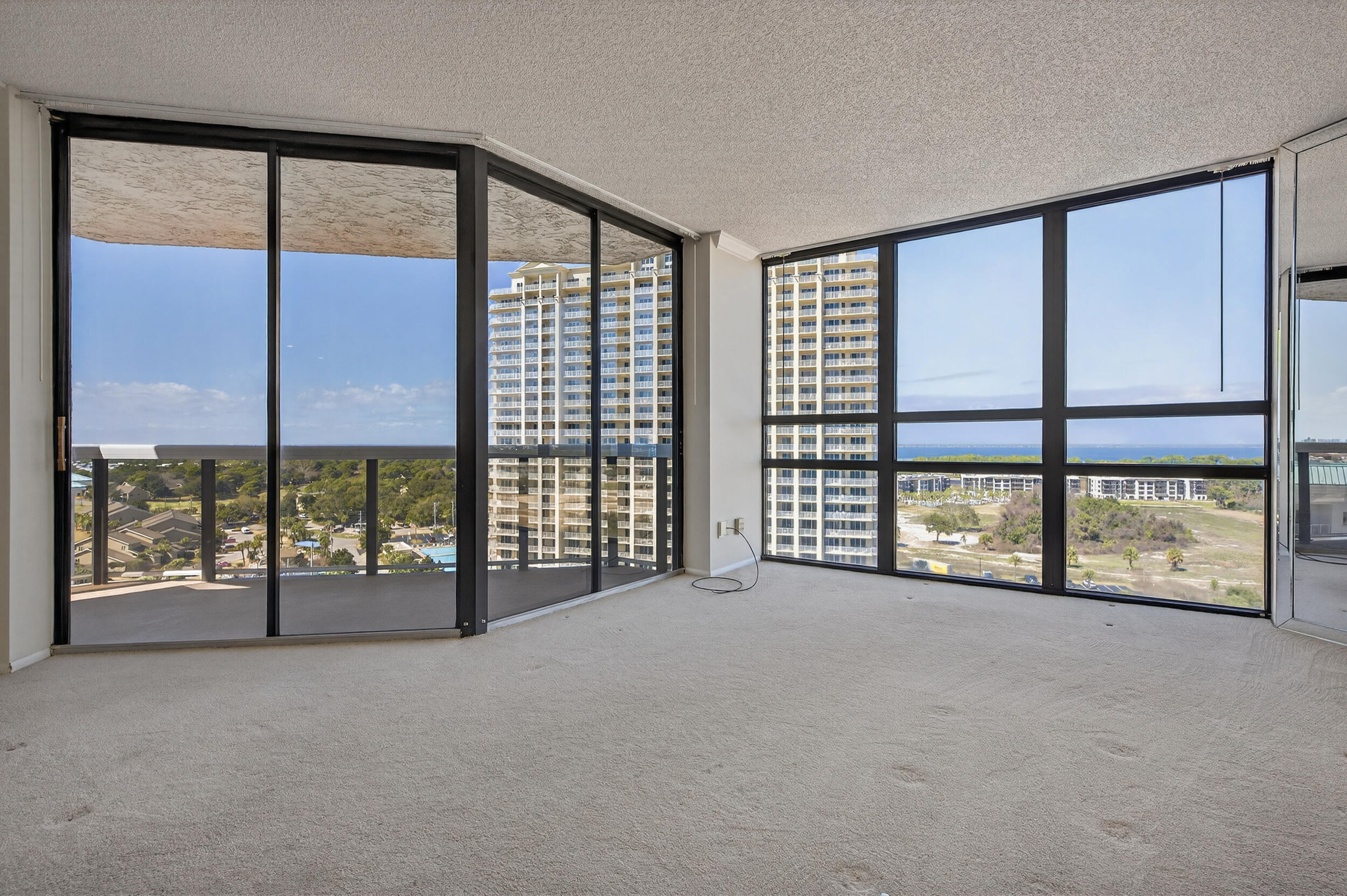 DESTIN SURFSIDE CONDO - Residential
