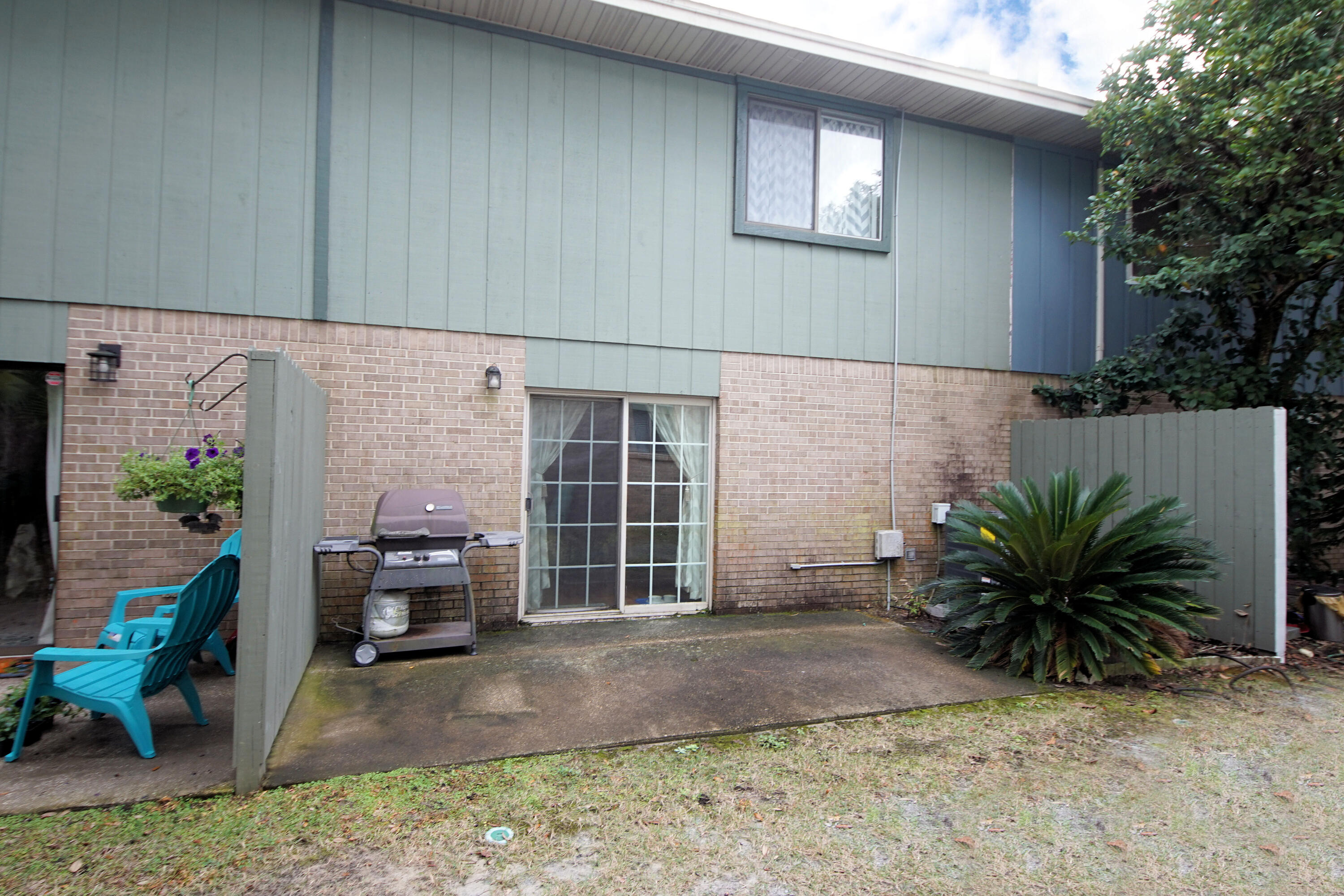 Rocky Bayou T/H Unit 11 - Residential