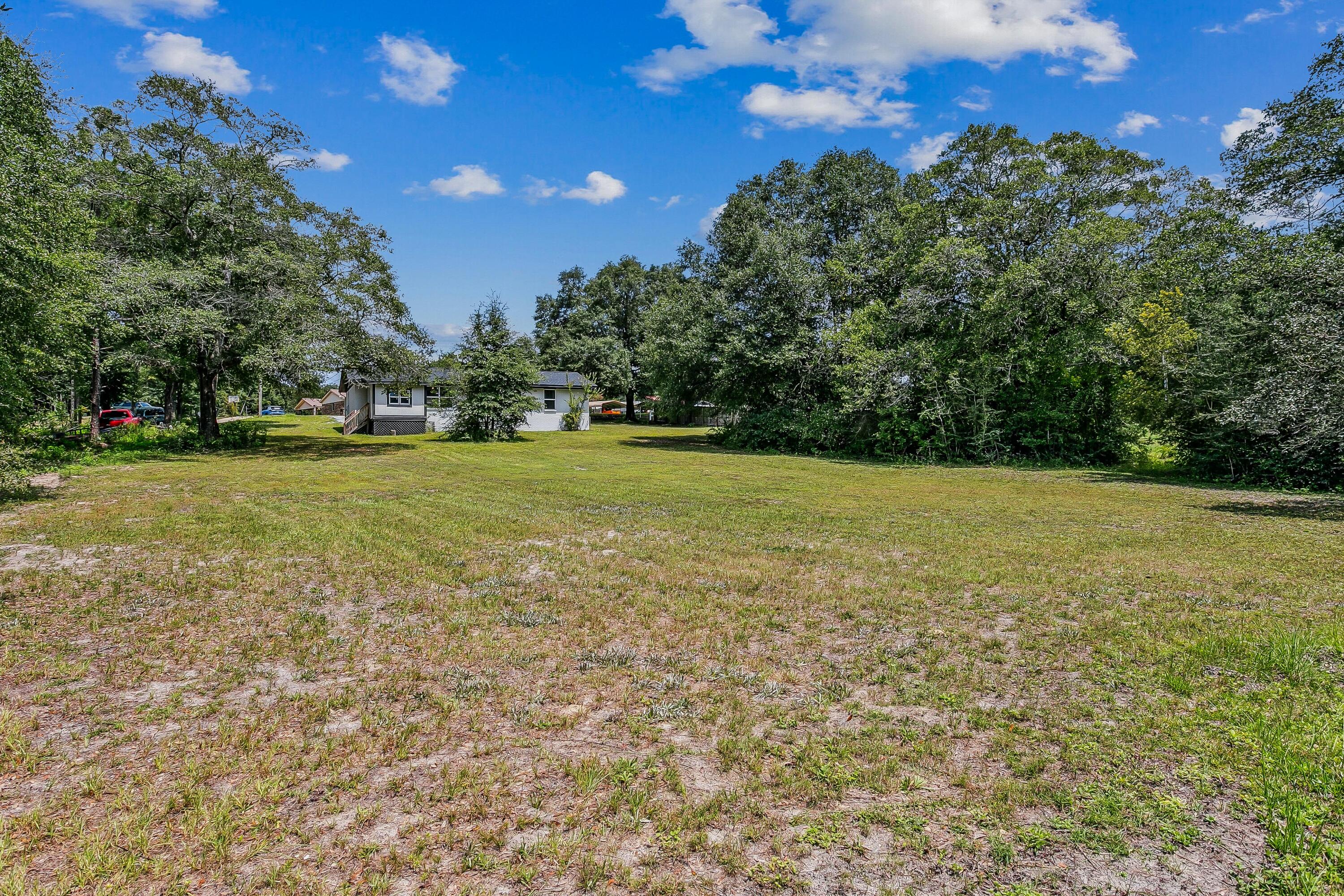 WHISPERING LAKES ESTATES - Residential