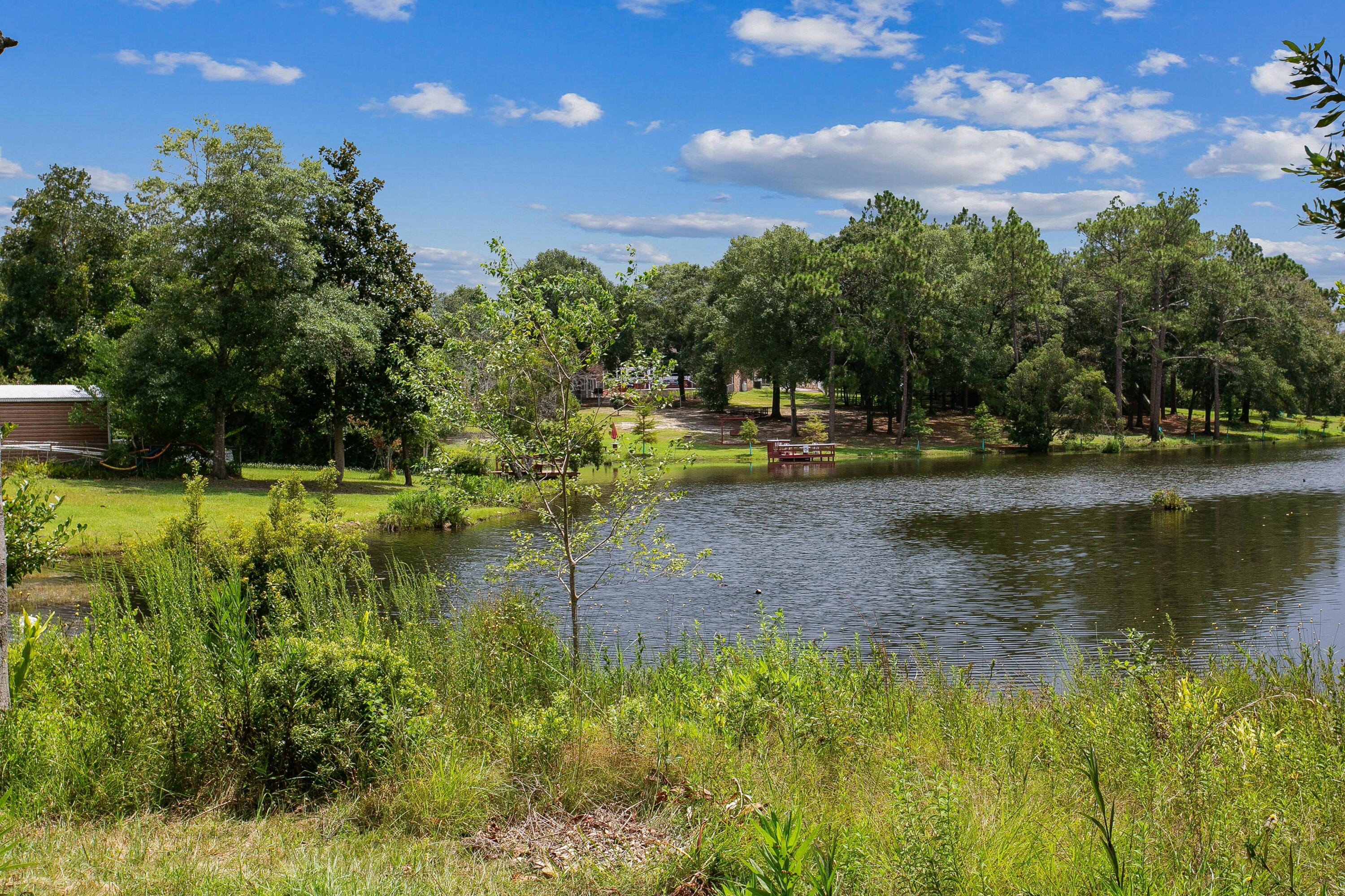 WHISPERING LAKES ESTATES - Residential