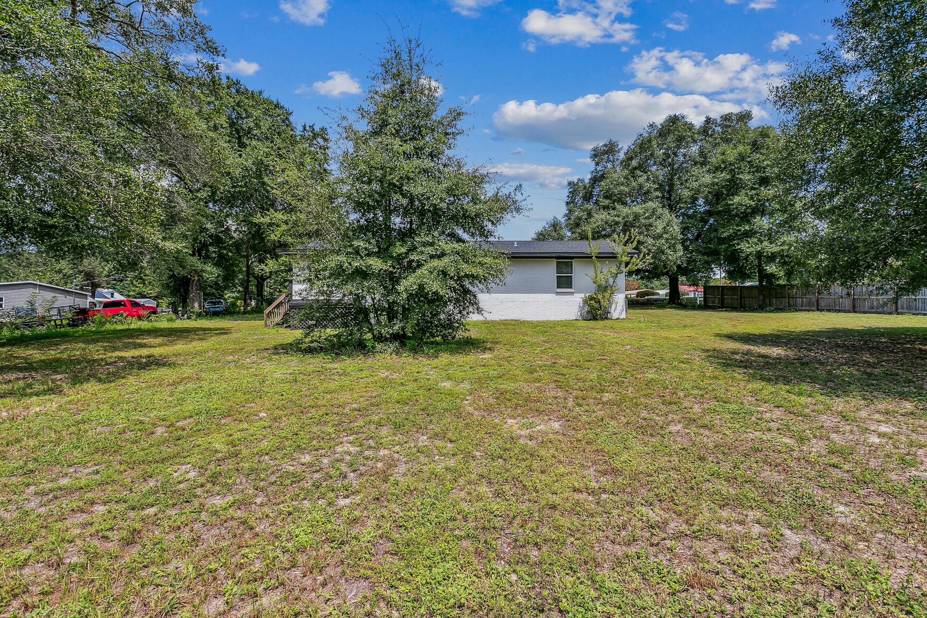 WHISPERING LAKES ESTATES - Residential