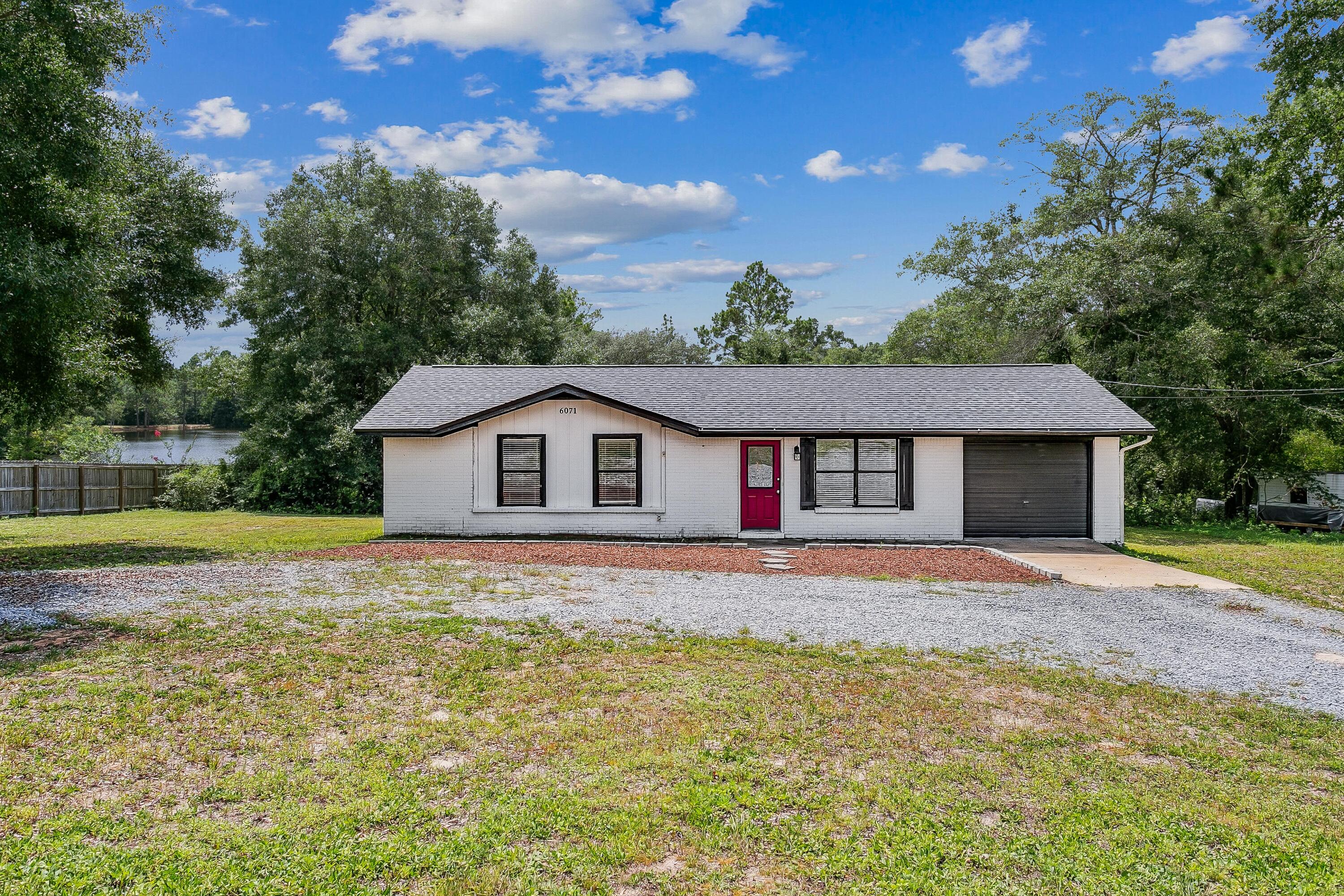 WHISPERING LAKES ESTATES - Residential